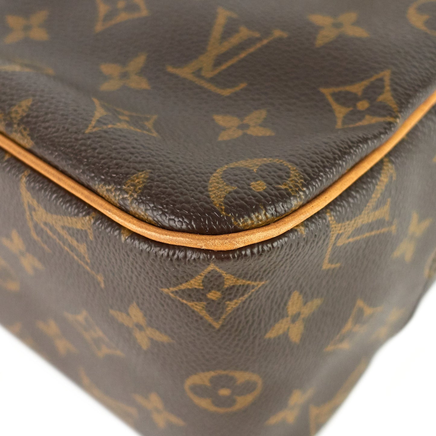 LOUIS VUITTON Cite MM Monogram Canvas Bag