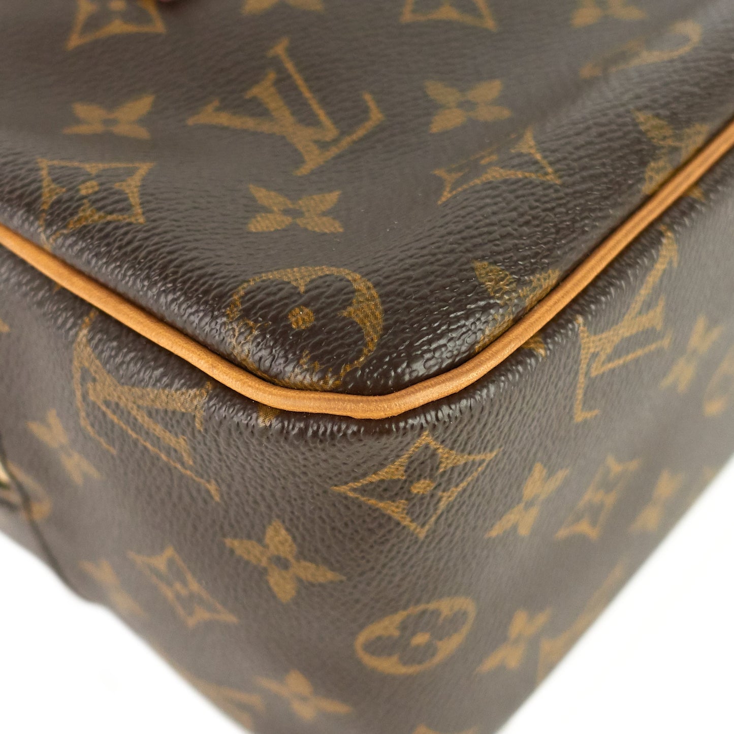 LOUIS VUITTON Cite MM Monogram Canvas Bag