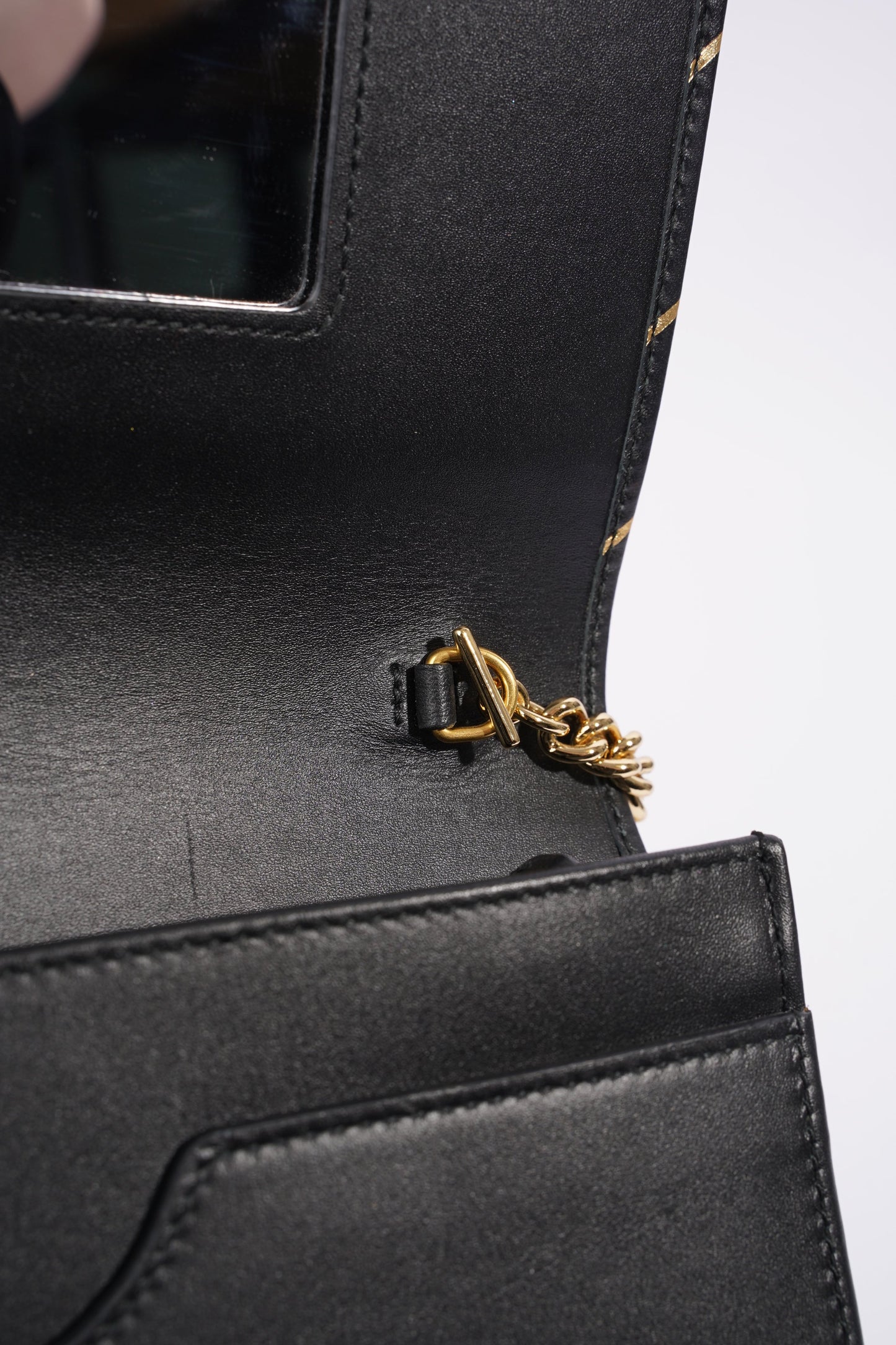 Gucci Wallet On Chain Black / Gold Leather