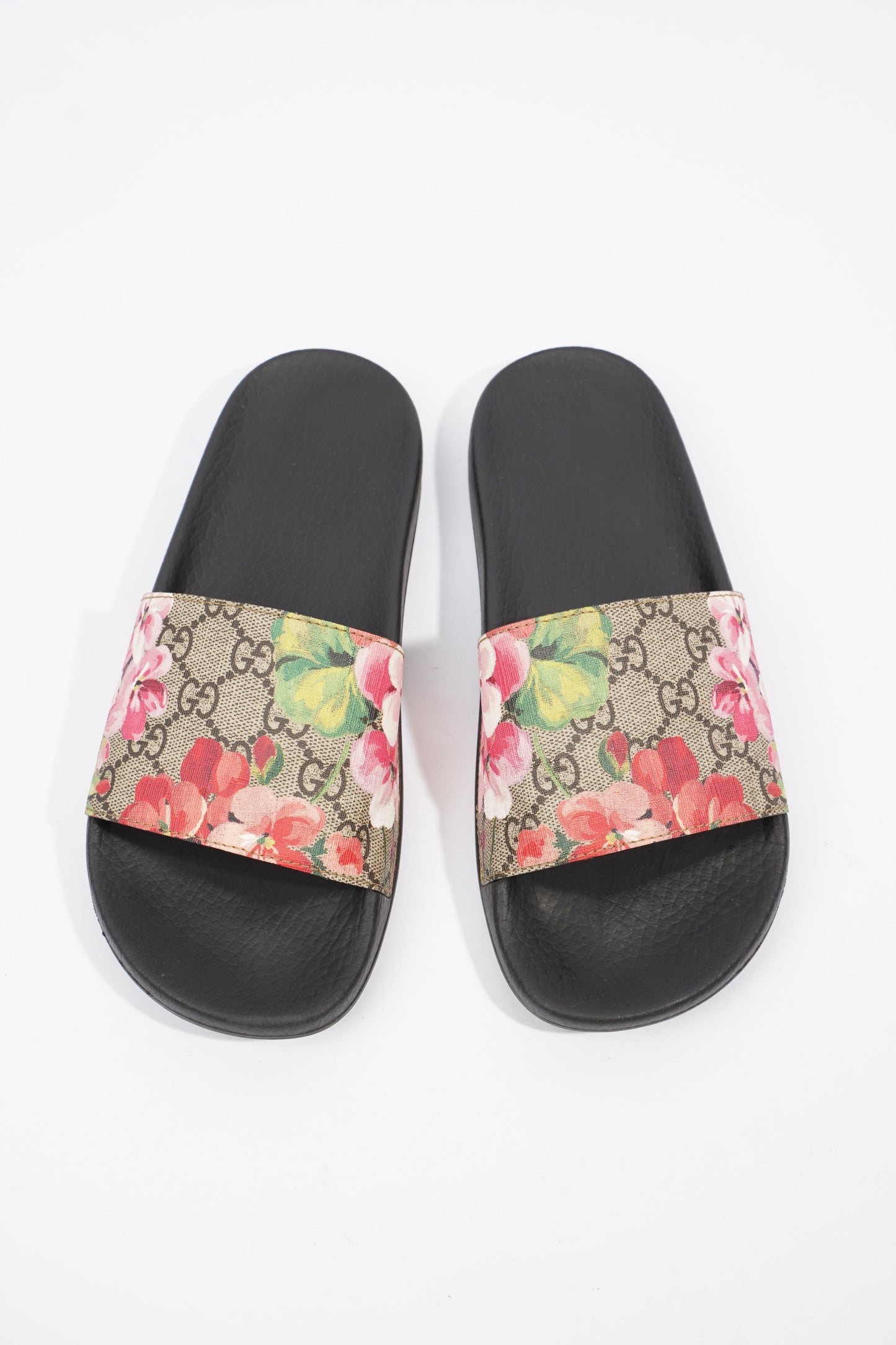 Gucci GG Blooms Supreme Floral Floral / Black Canvas EU 38 UK 5