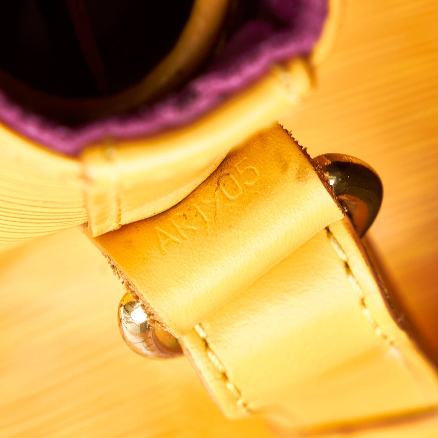 LOUIS VUITTON Epi Noe Yellow