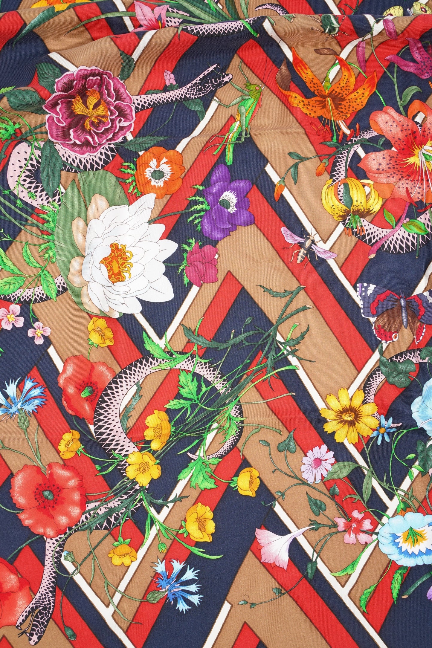 Gucci Flora Chevron Snake Multi Coloured Pattern Silk