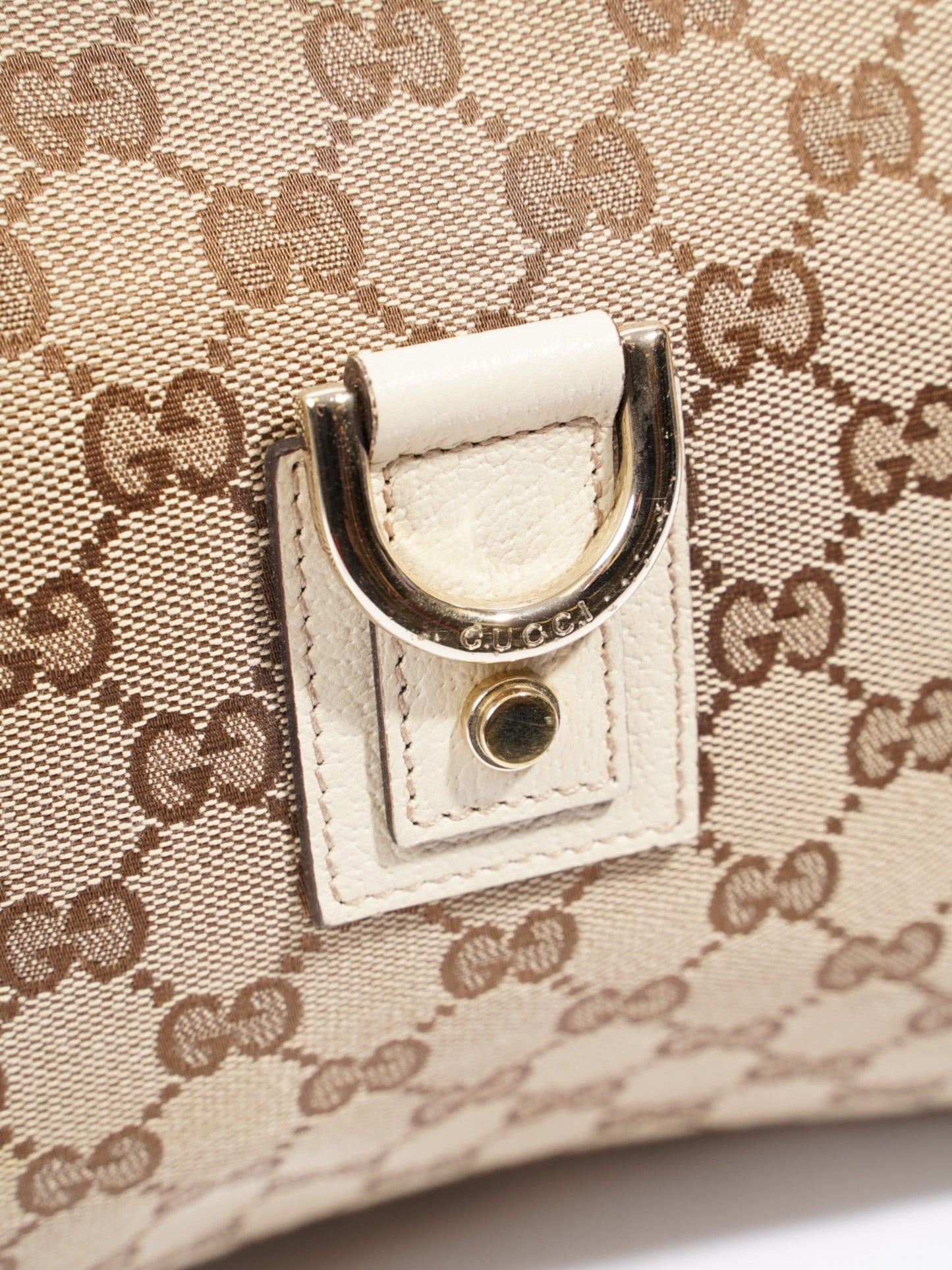 Gucci Abbey D-Ring GG Supreme / Cream Canvas