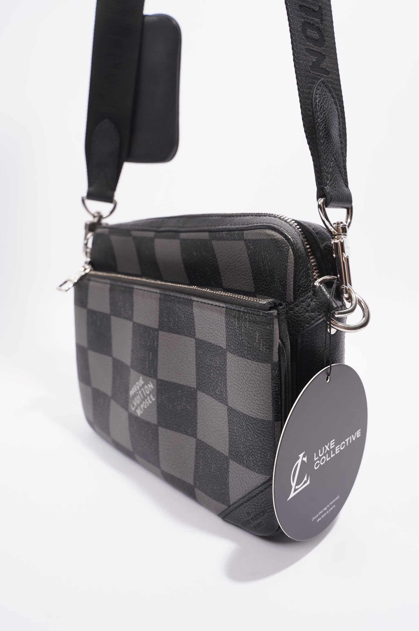 Louis Vuitton Damier Graphite 3D Trio Messenger 3D Monogram