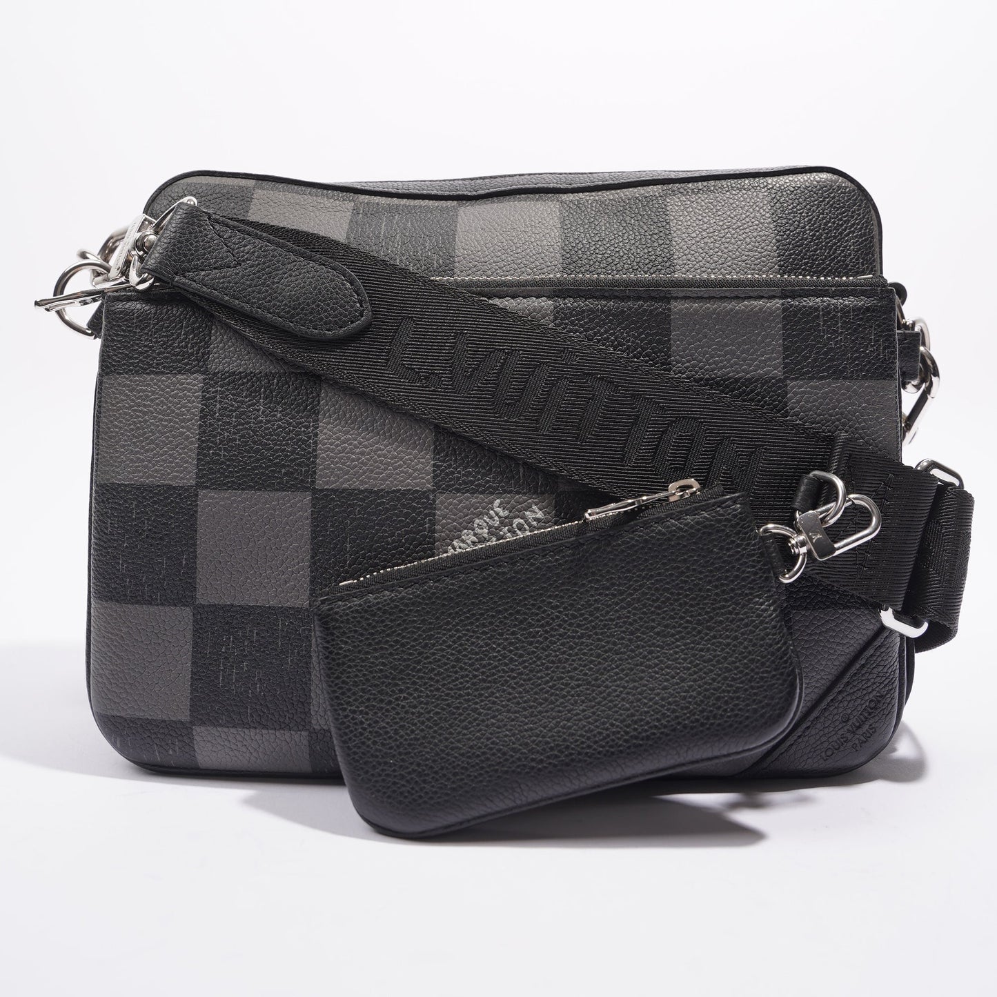 Louis Vuitton Damier Graphite 3D Trio Messenger 3D Monogram