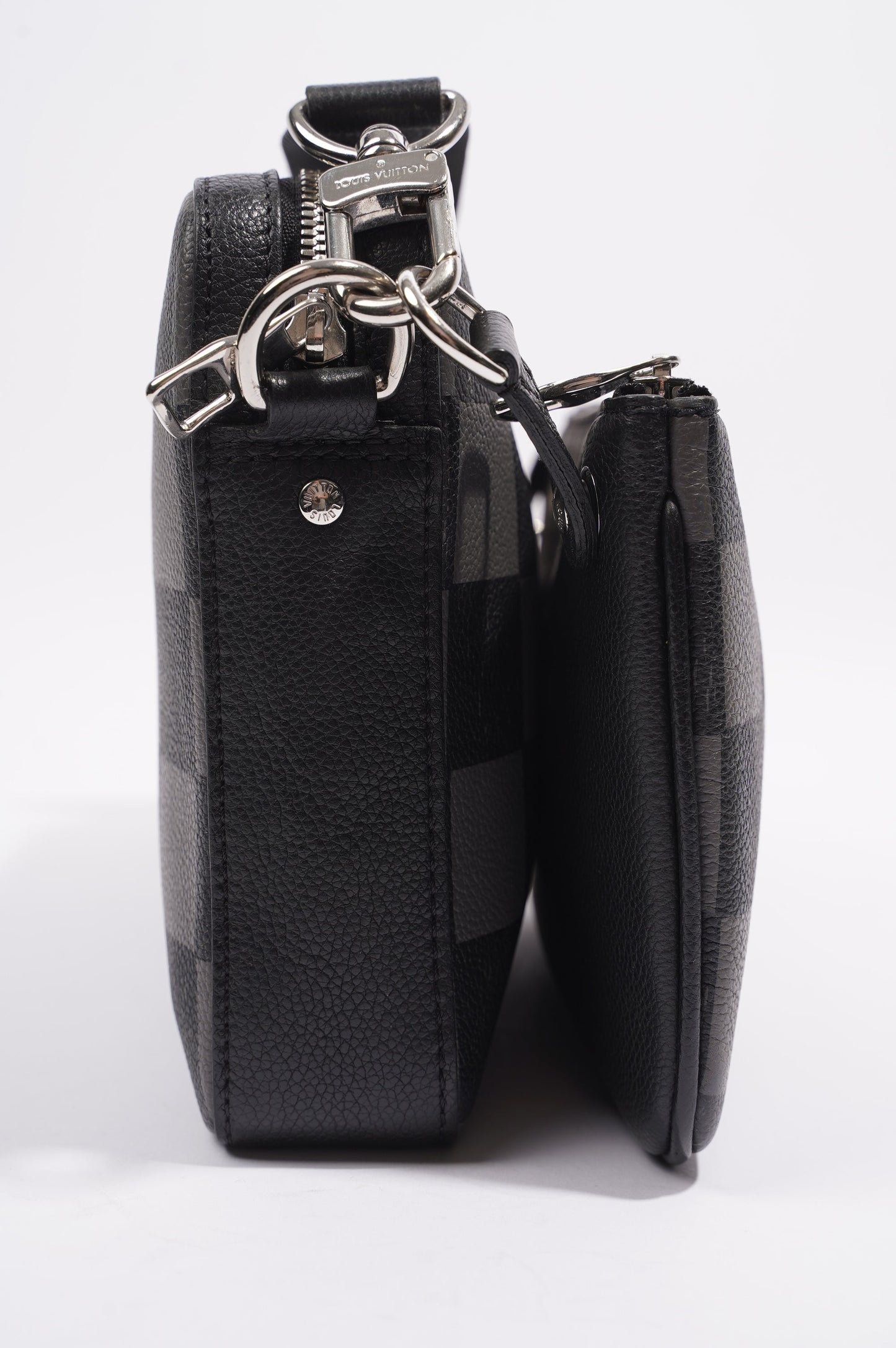 Louis Vuitton Damier Graphite 3D Trio Messenger 3D Monogram