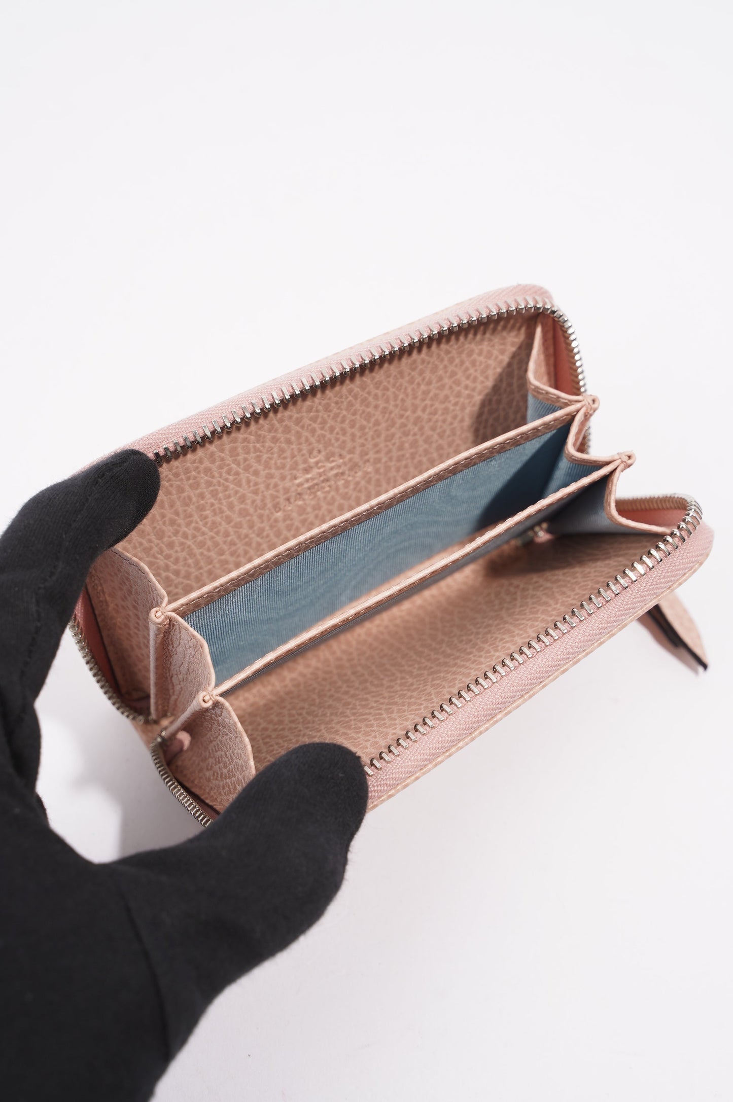 Gucci Zip Around Purse Pink Leather
