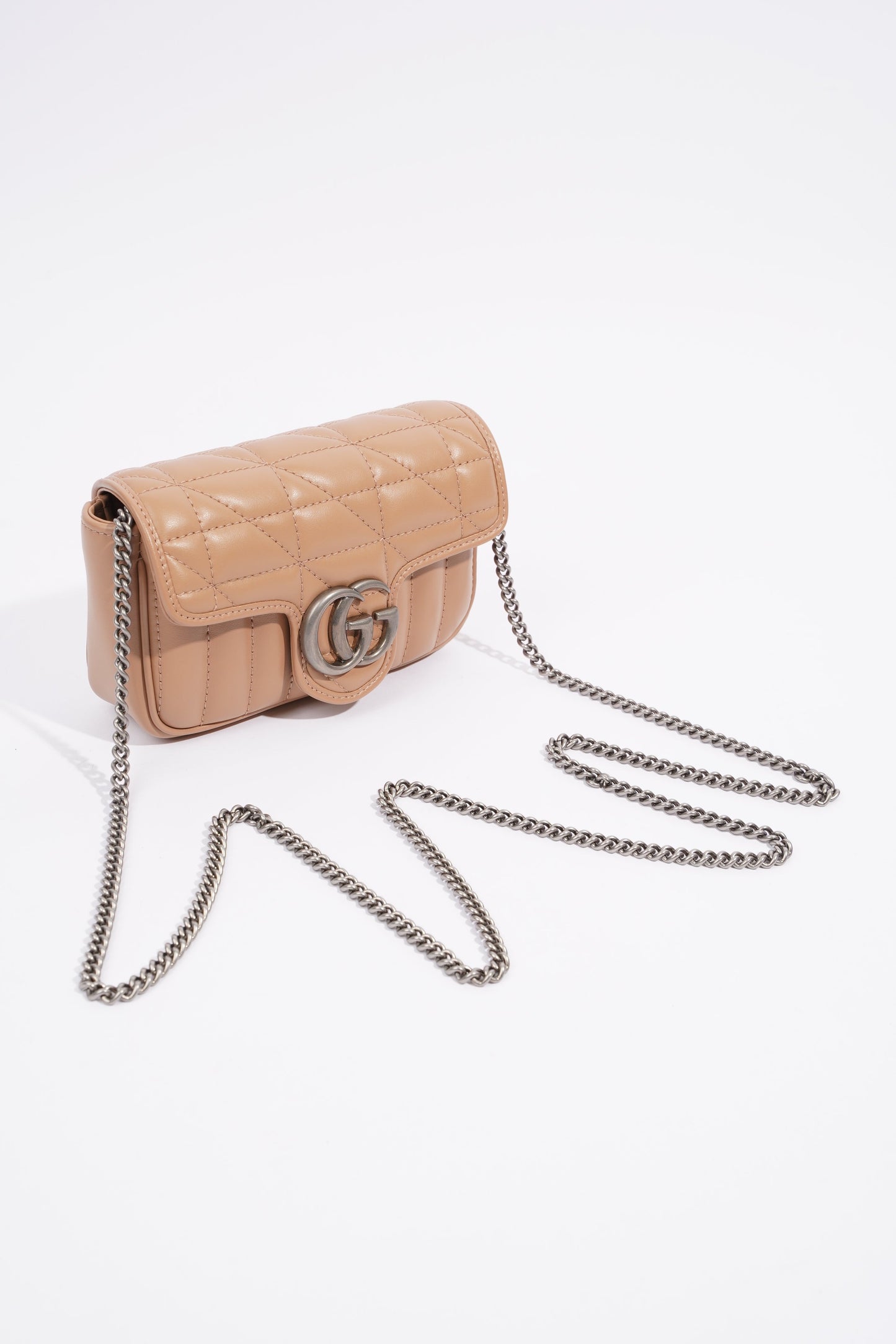 Gucci Marmont Flap Nude Matelasse Leather Super Mini