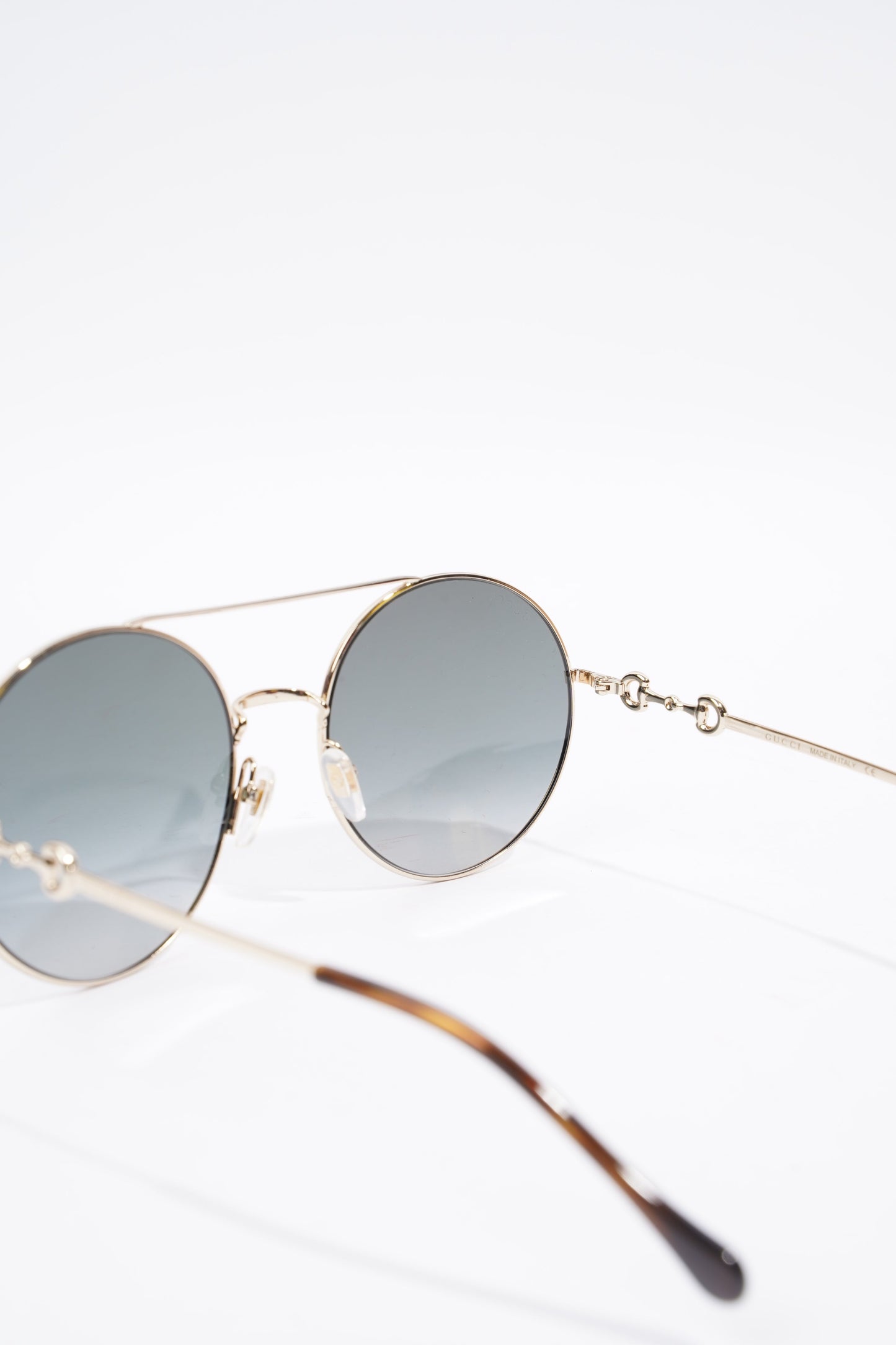 Gucci Round Sunglasses Gold / Black Lens Base Metal 59mm 20mm