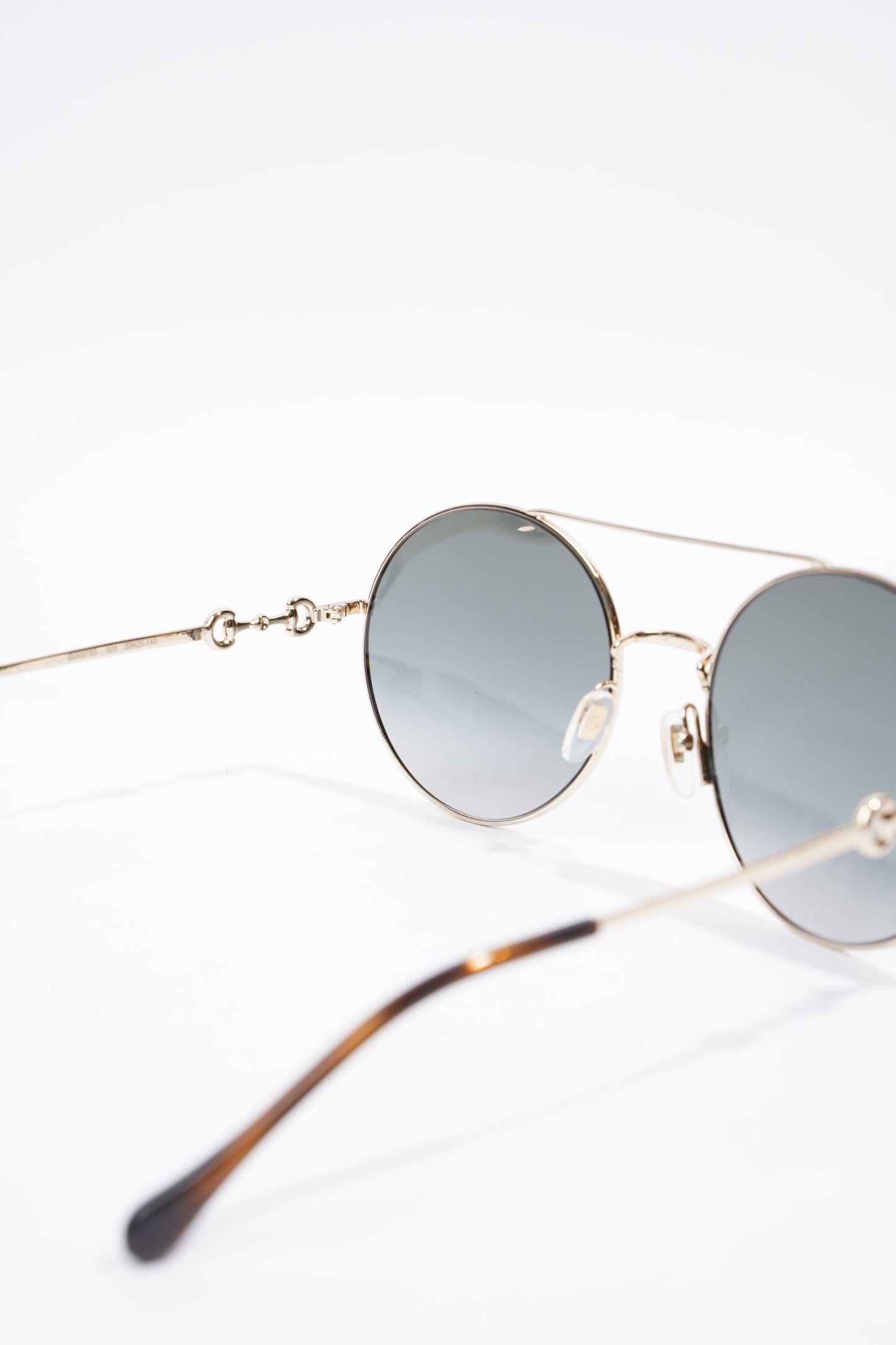 Gucci Round Sunglasses Gold / Black Lens Base Metal 59mm 20mm
