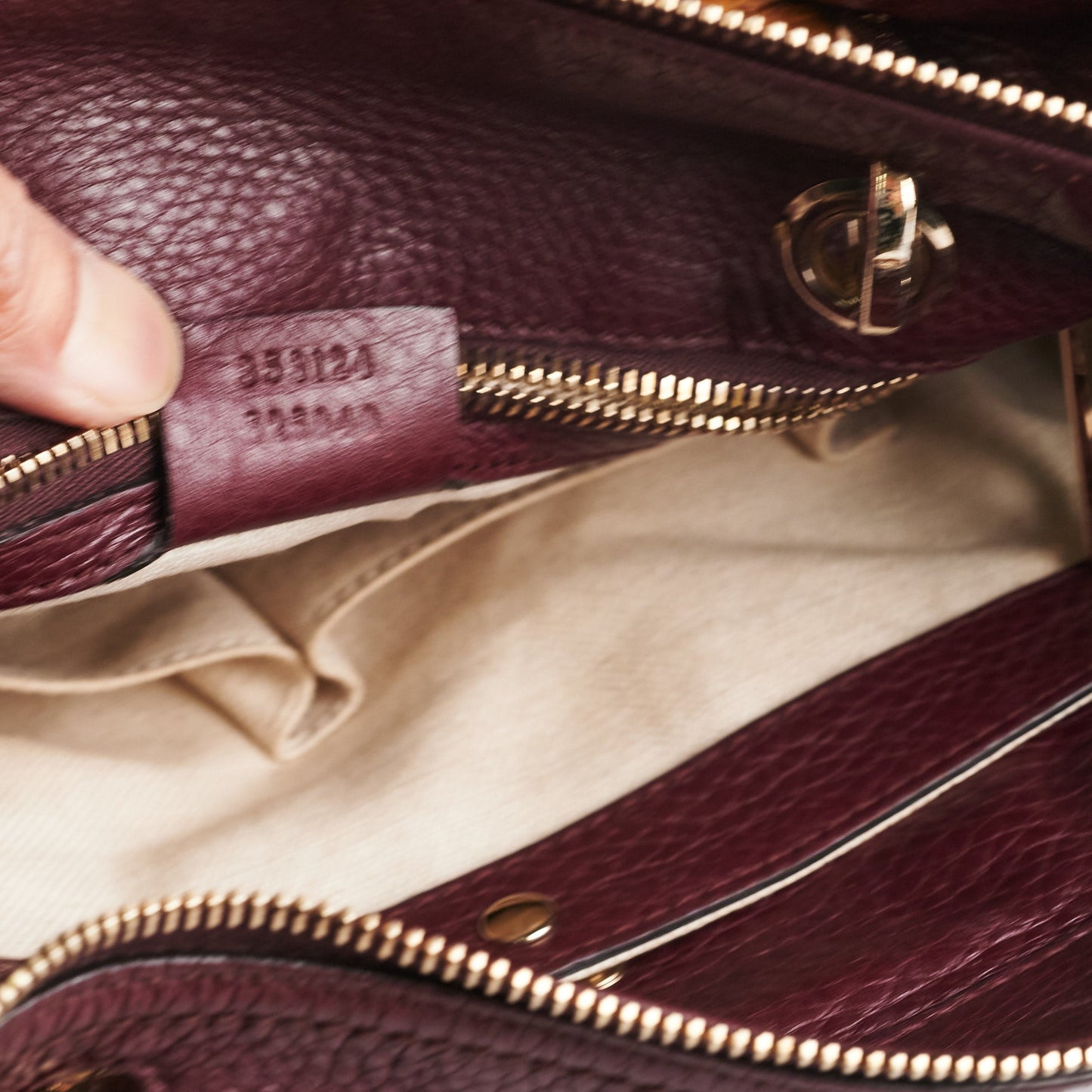 Gucci Bamboo Burgundy Medium