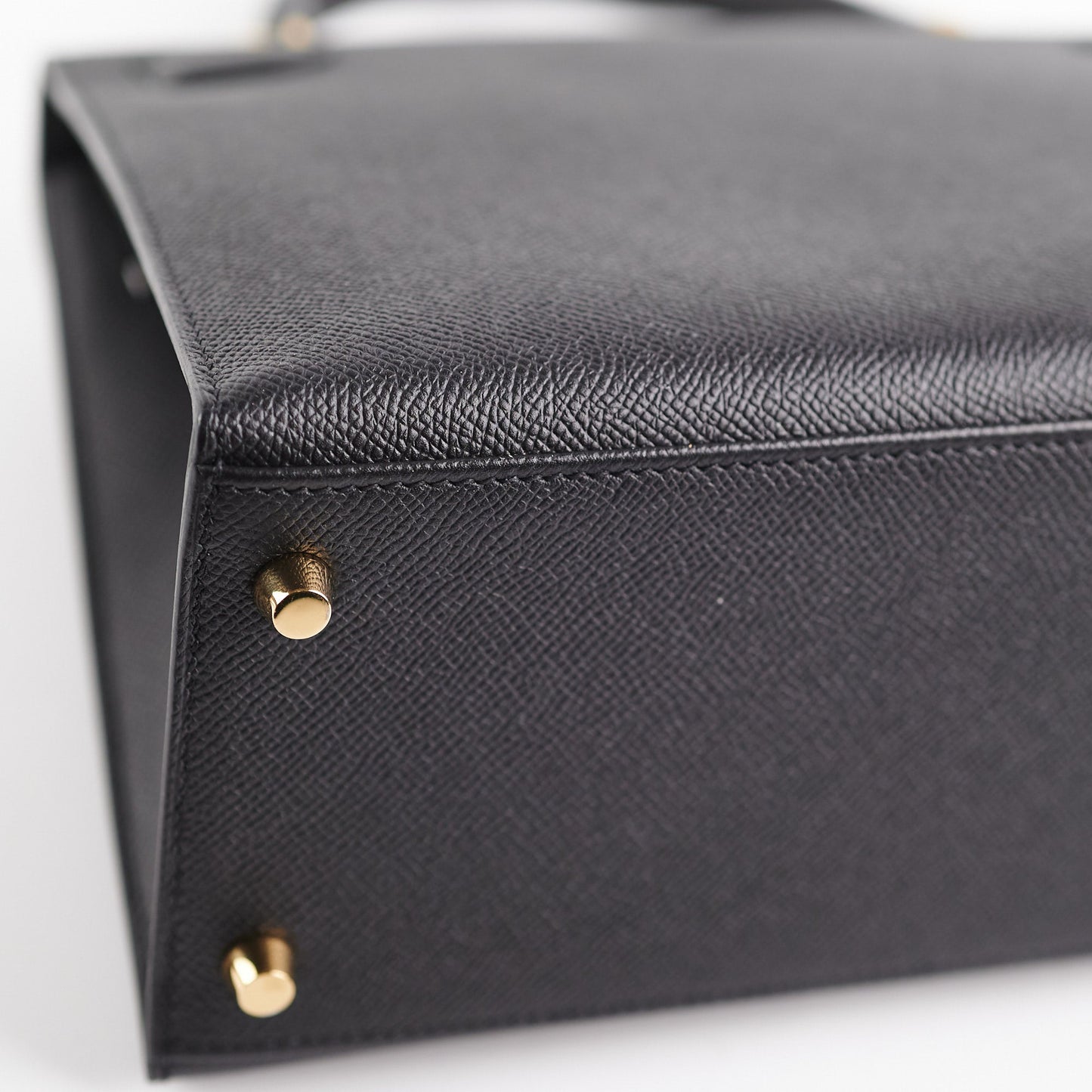 Hermes Kelly 28 Black Epsom - Y Stamp