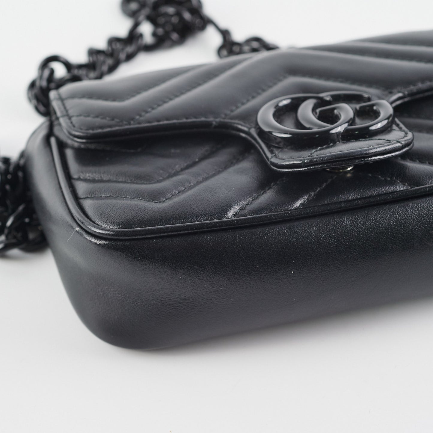 Gucci GG Marmont Supermini Shoulder Bag