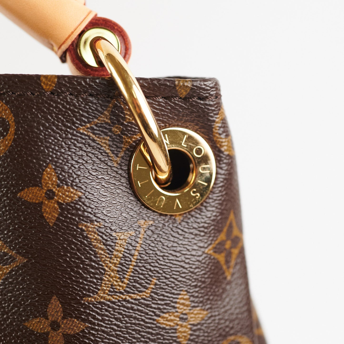 Louis Vuitton Artsy MM Monogram