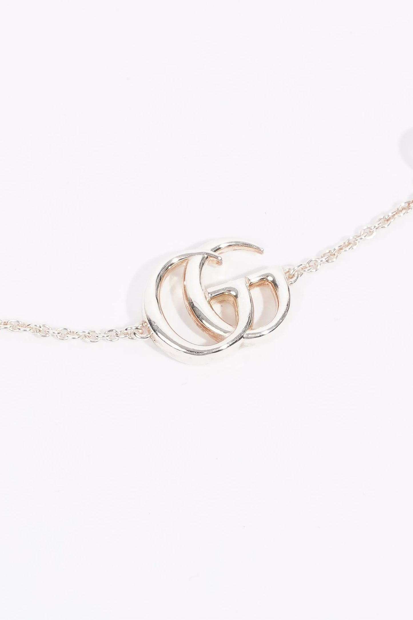 Gucci GG Marmont Mother Of Pearl Bracelet Silver / Pink Pearl Silver Sterling 18