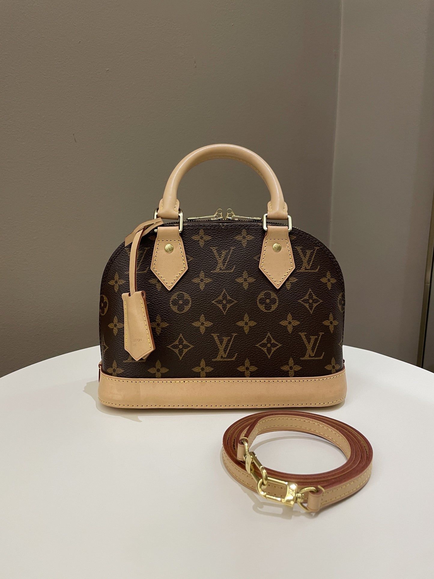 Louis Vuitton Alma BB Monogram