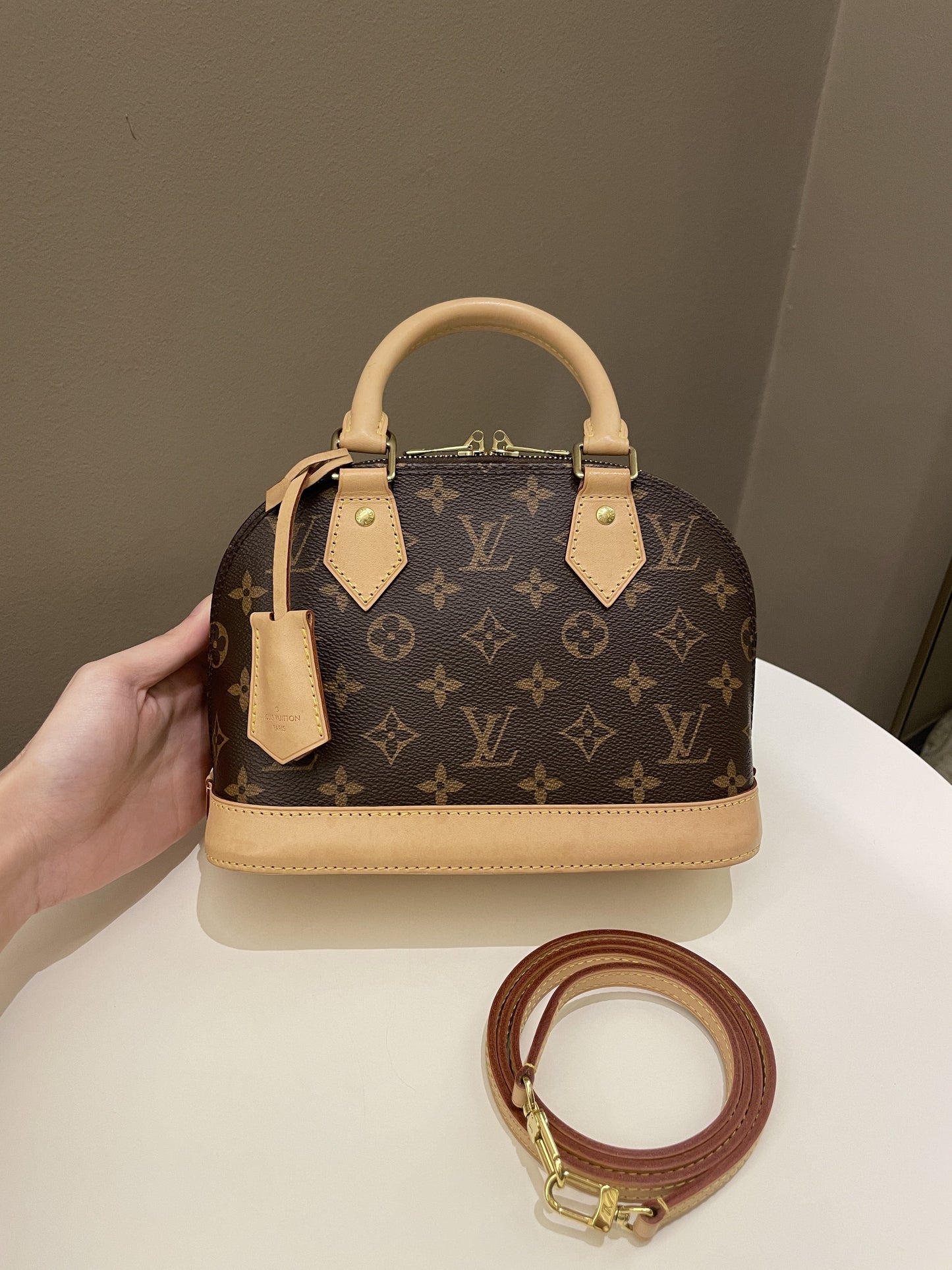 Louis Vuitton Alma BB Monogram