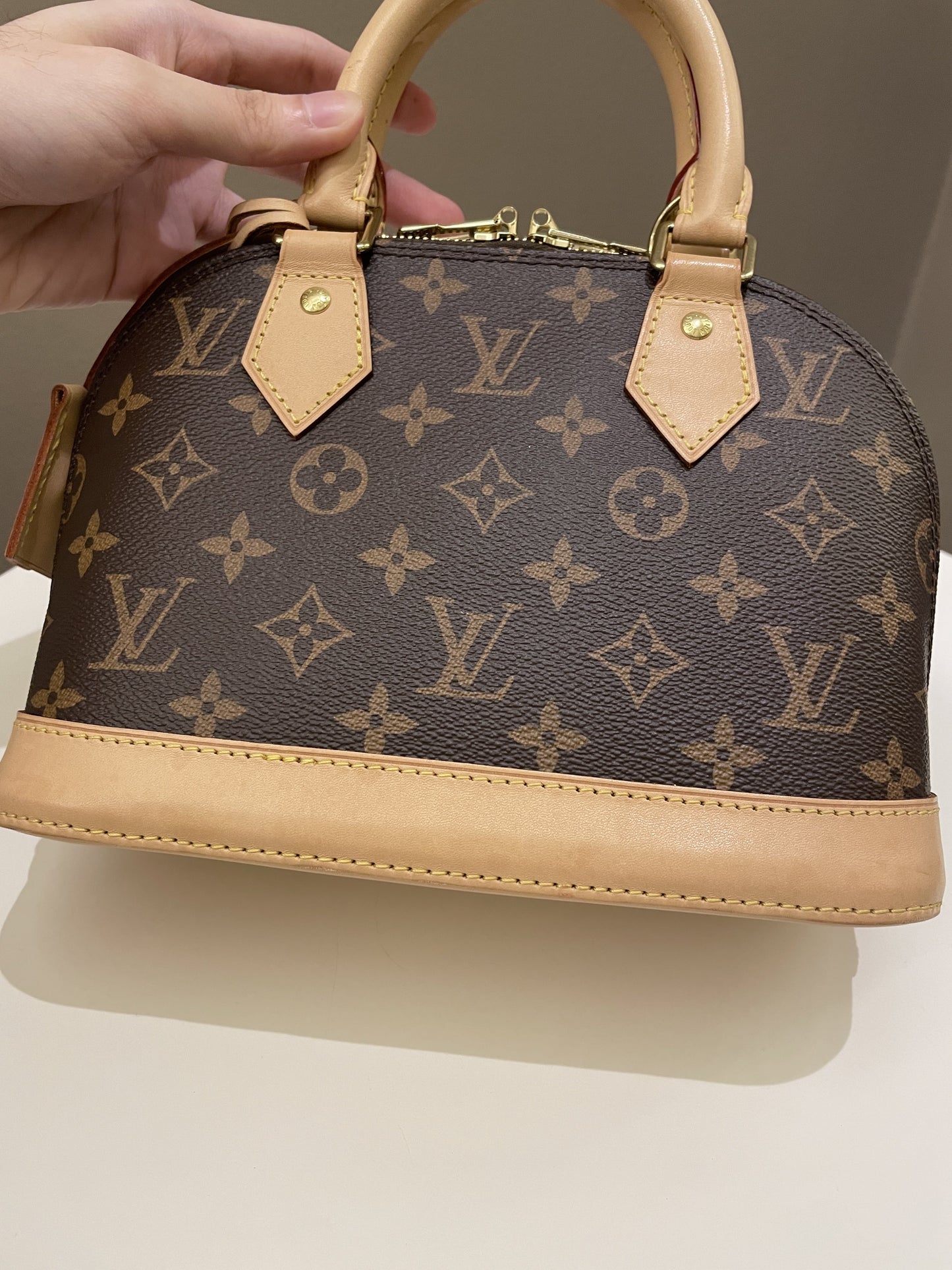 Louis Vuitton Alma BB Monogram