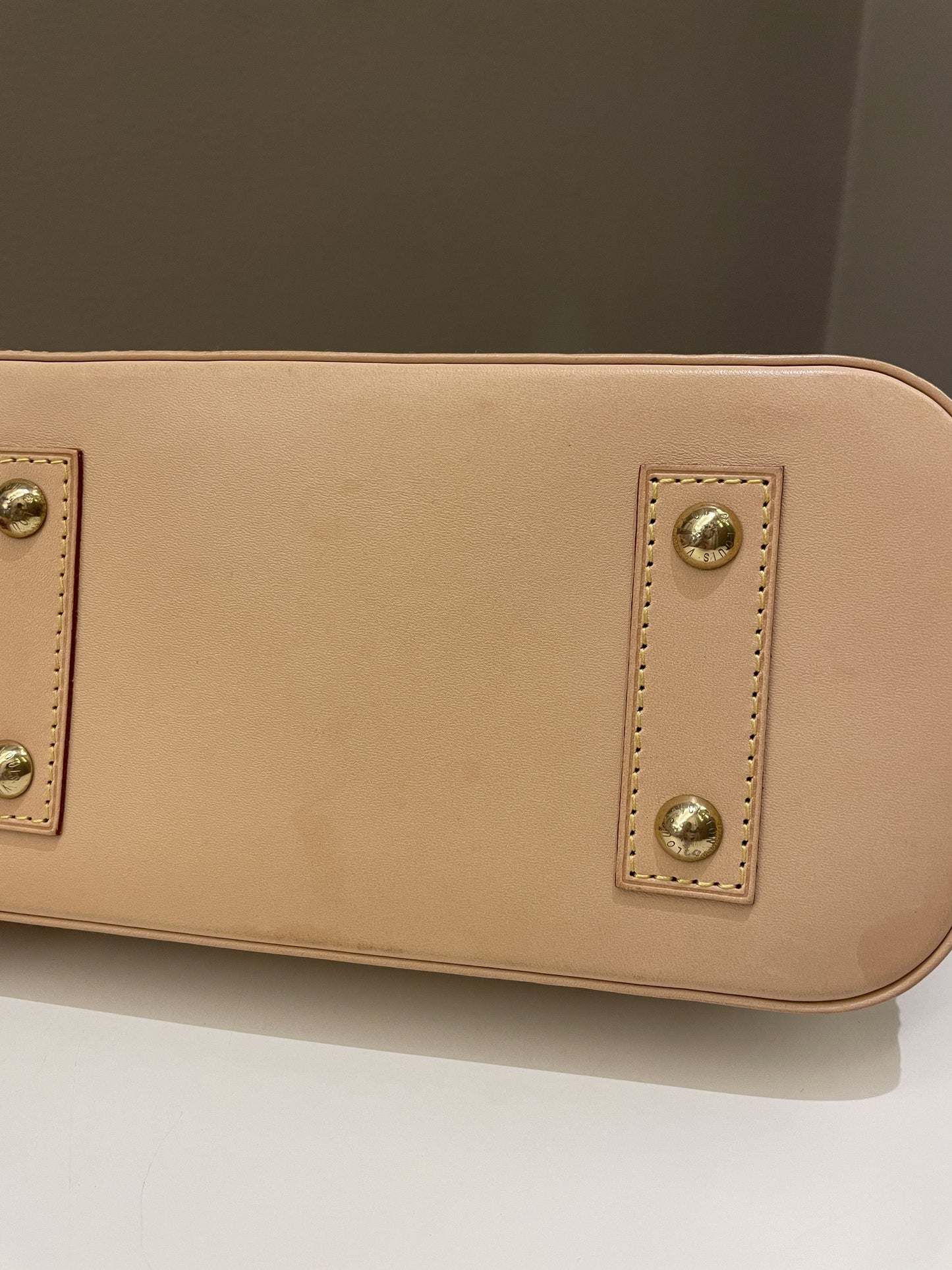 Louis Vuitton Alma BB Monogram