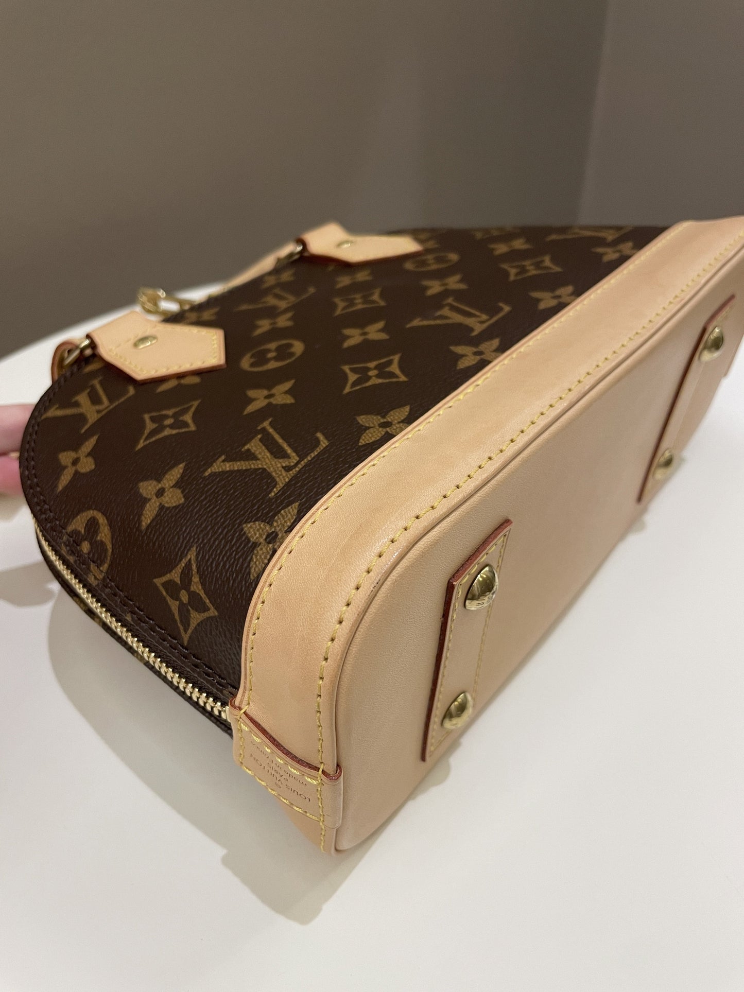 Louis Vuitton Alma BB Monogram