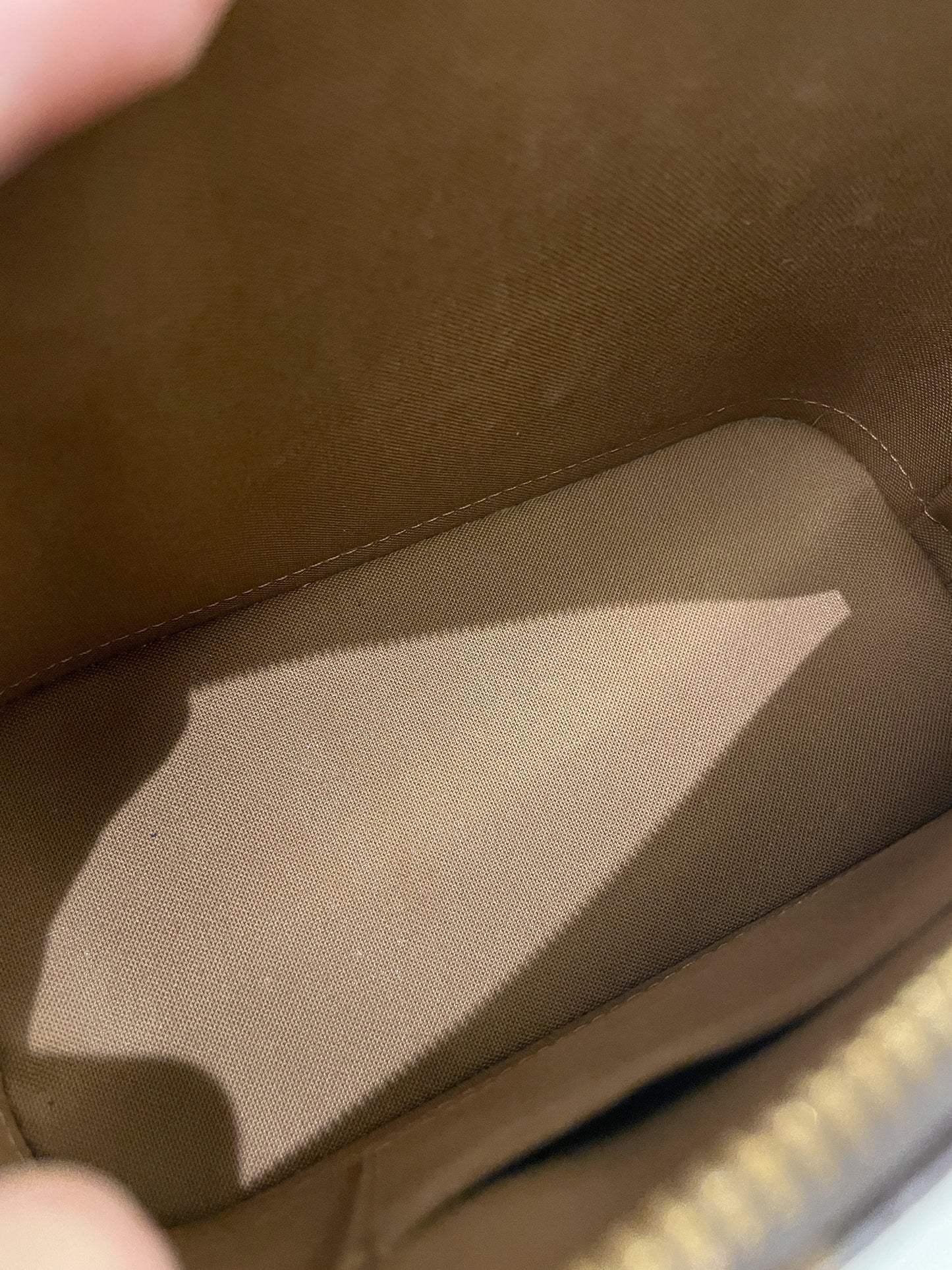 Louis Vuitton Alma BB Monogram