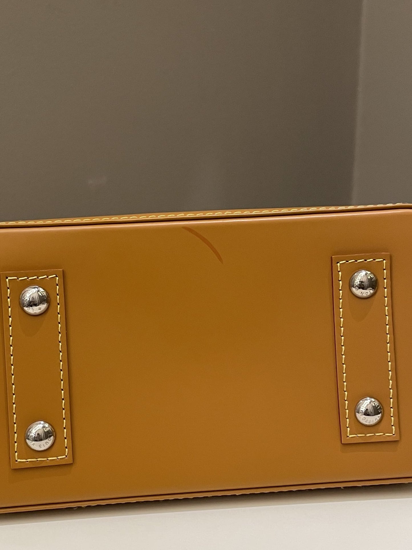 Louis Vuitton Alma BB Gold Miel Epi