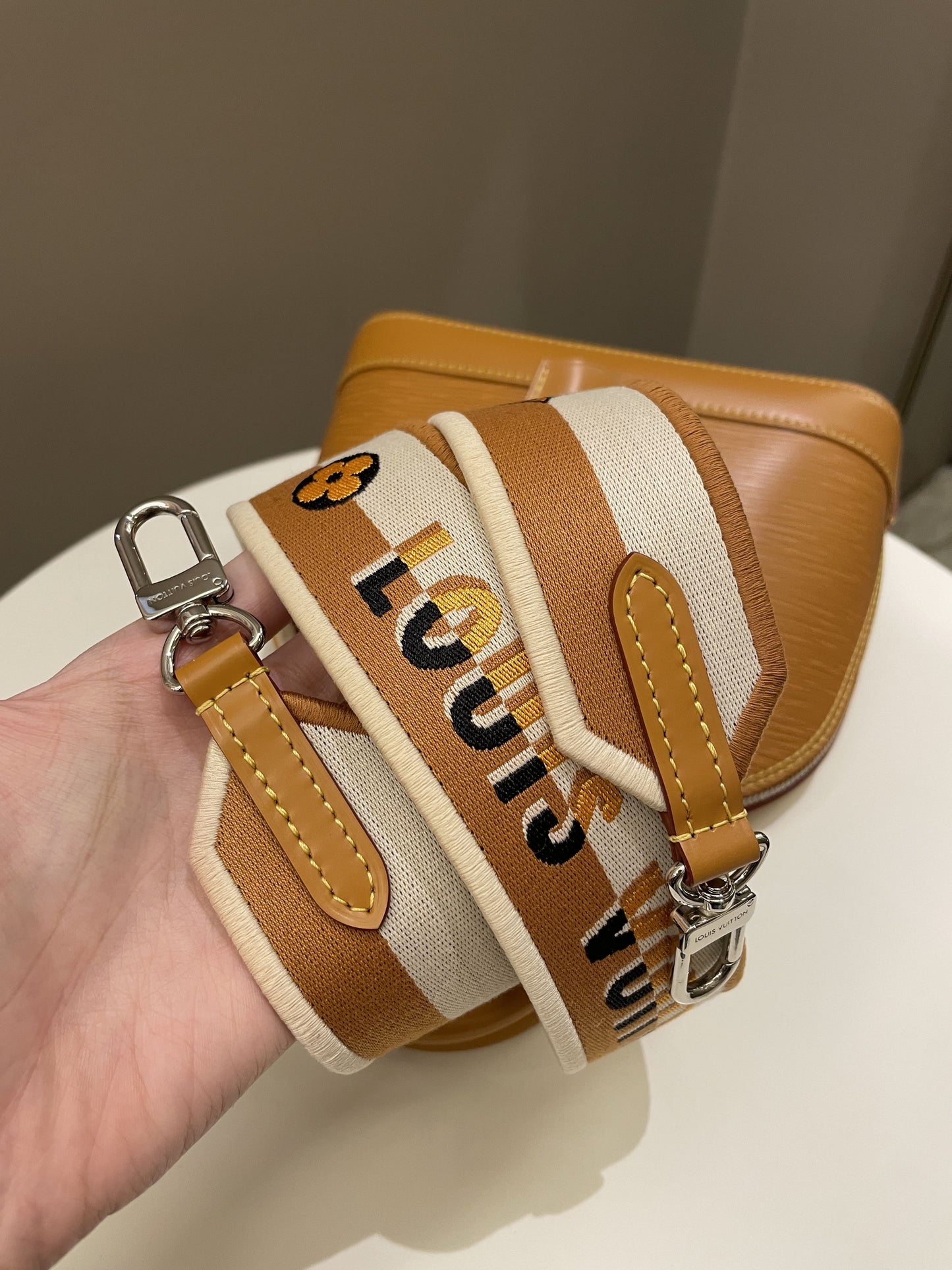 Louis Vuitton Alma BB Gold Miel Epi