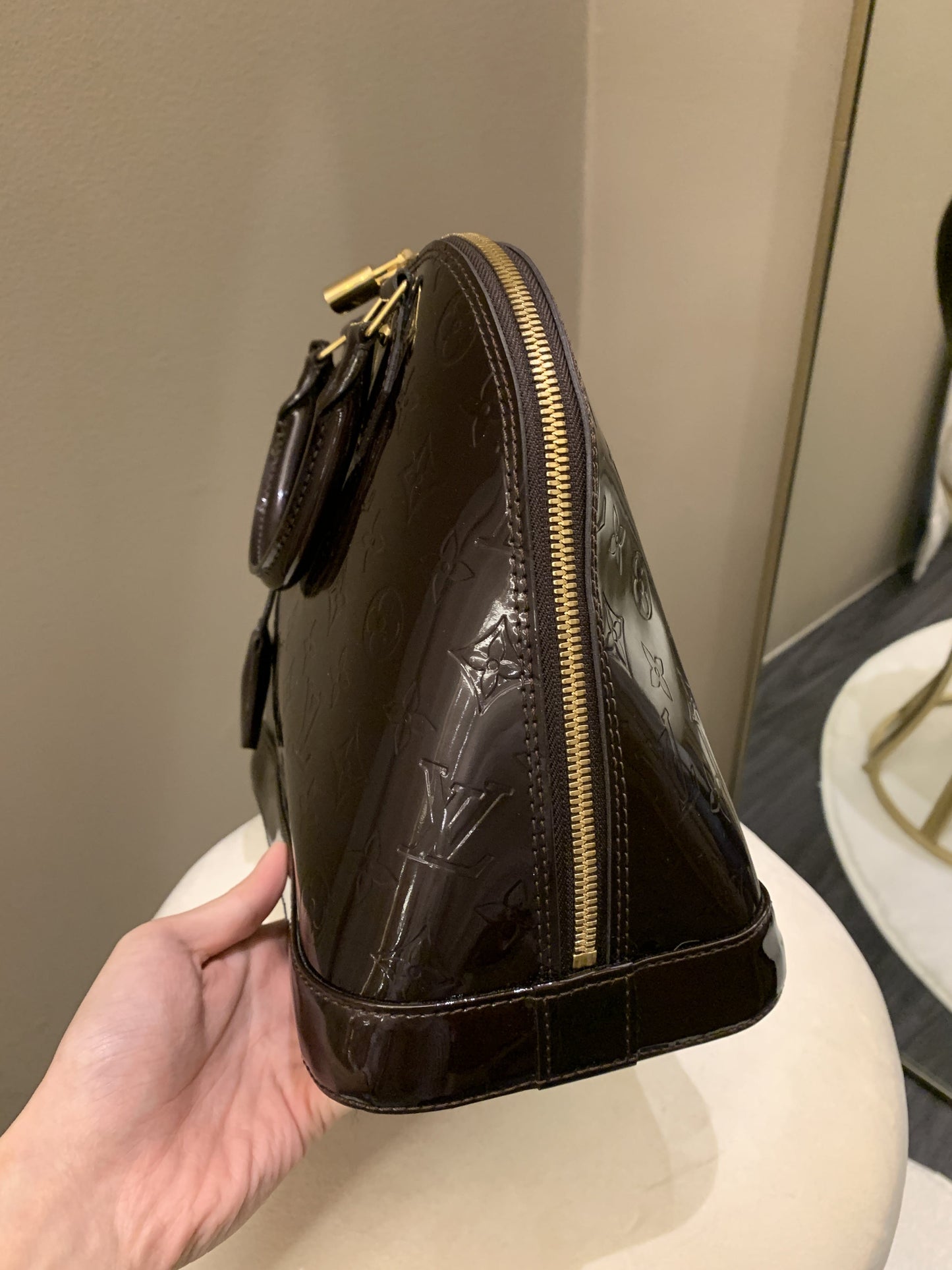 Louis Vuitton Alma Amarante Vernice