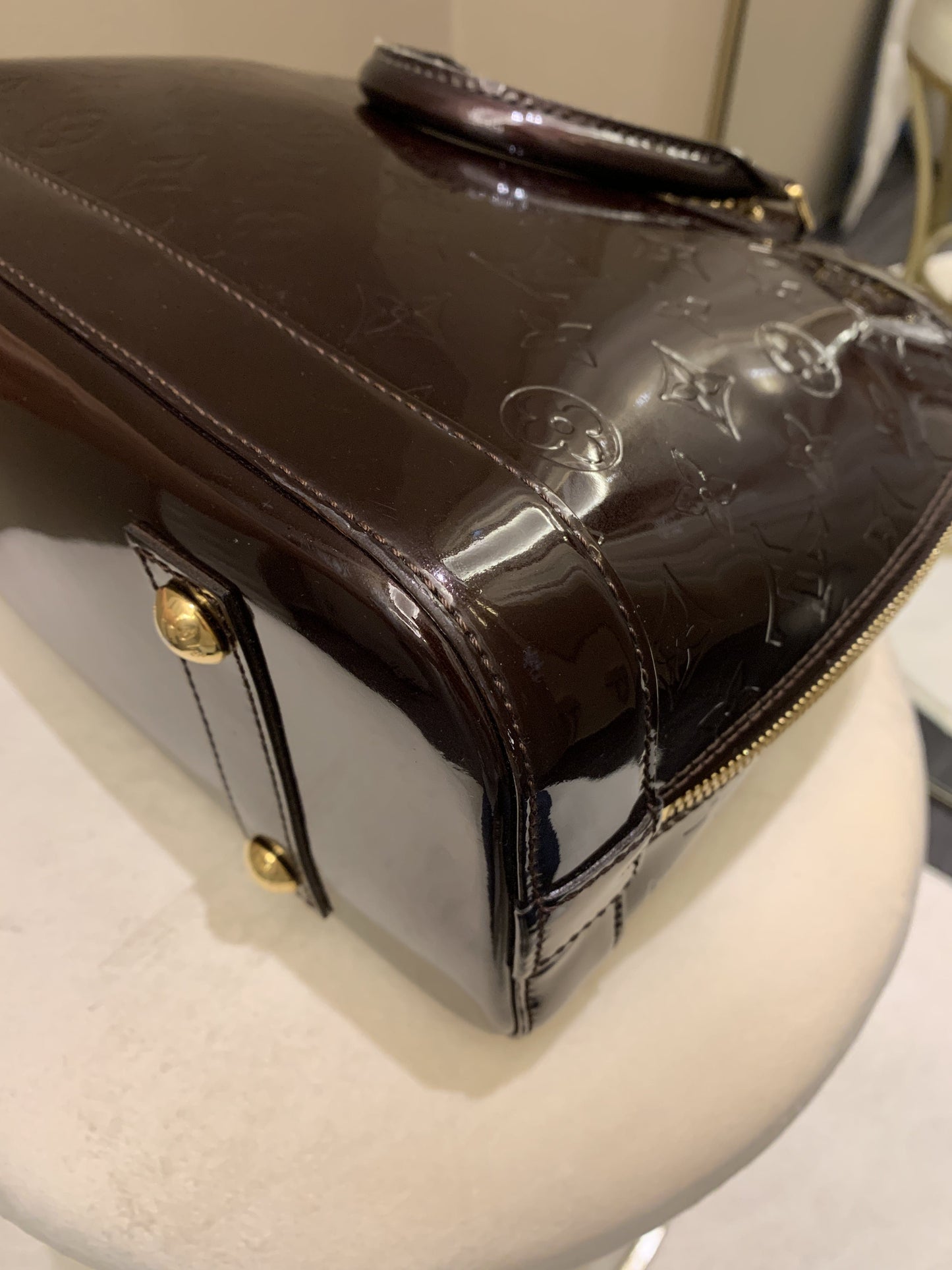 Louis Vuitton Alma Amarante Vernice