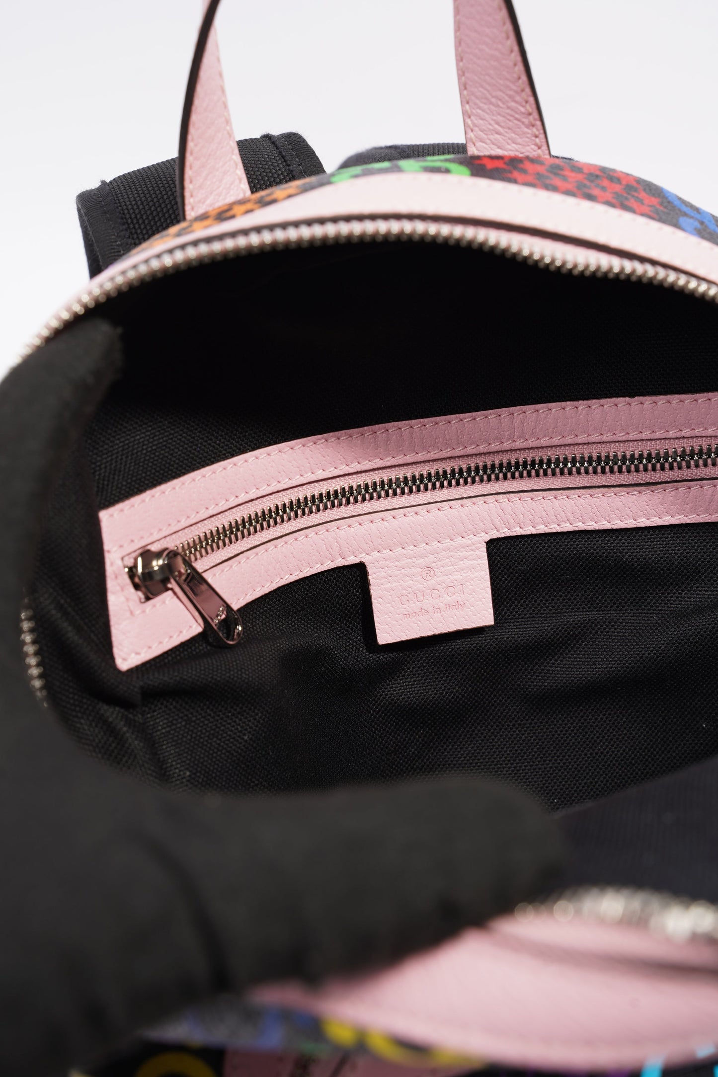 Gucci GG Supreme Psychedelic Backpack Black / Pink / Blue Small