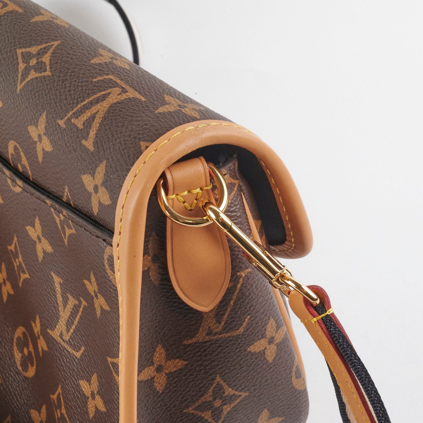 Louis Vuitton Diane PM Monogram