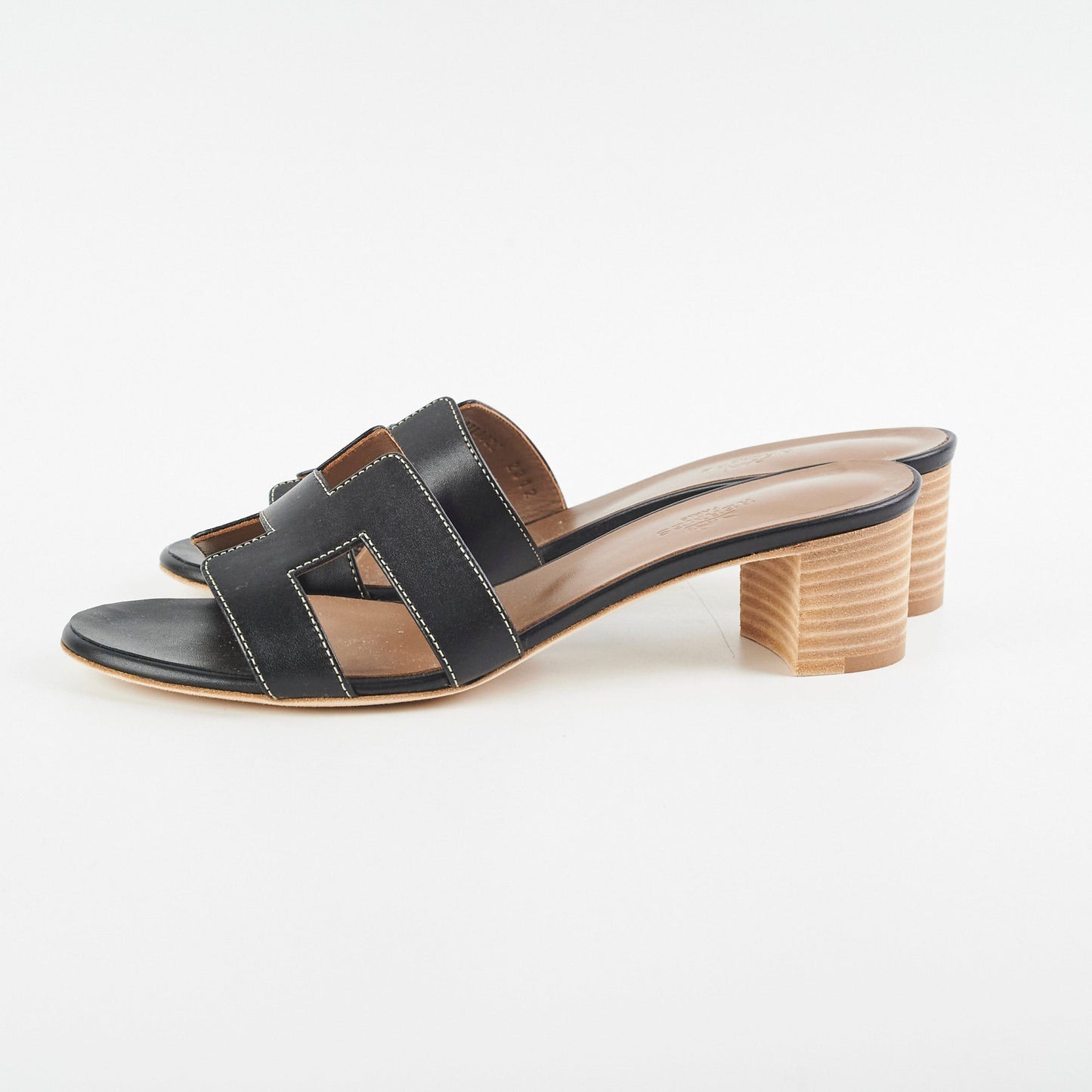 Hermes Oasis Noir Sandals Size 39