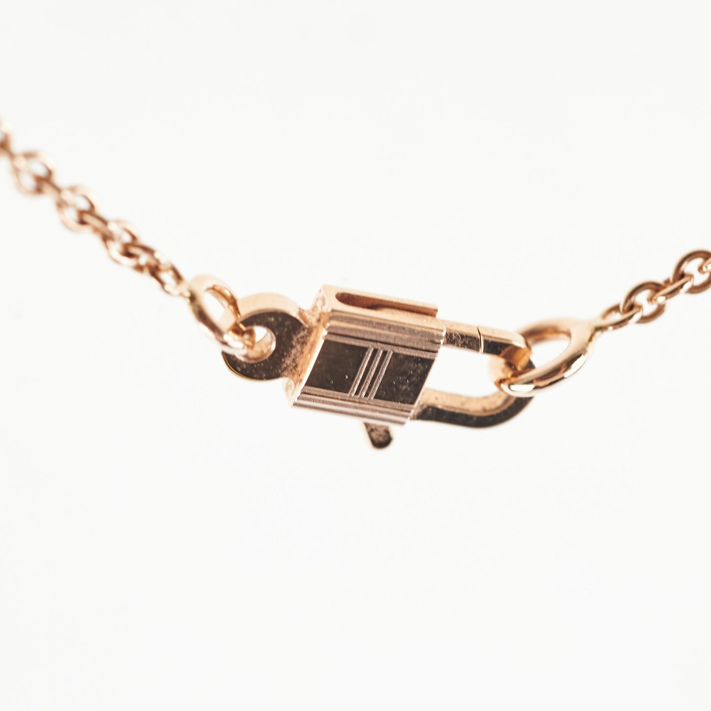Hermes Cadenas Pendant Pink Sapphire