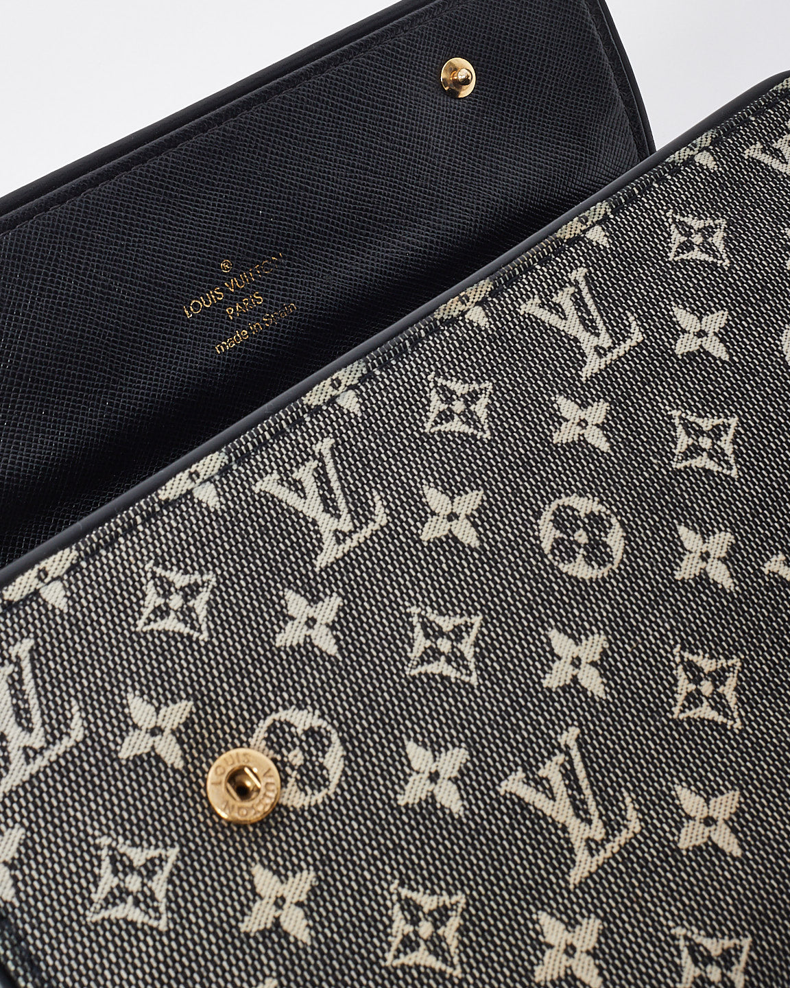 Louis Vuitton Blue & Grey Monogram Denim Canvas Sarah Wallet