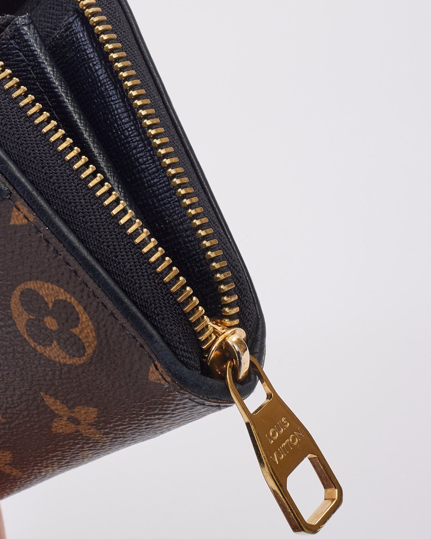 Louis Vuitton Black Monogram Canvas Retiro Zippy Wallet