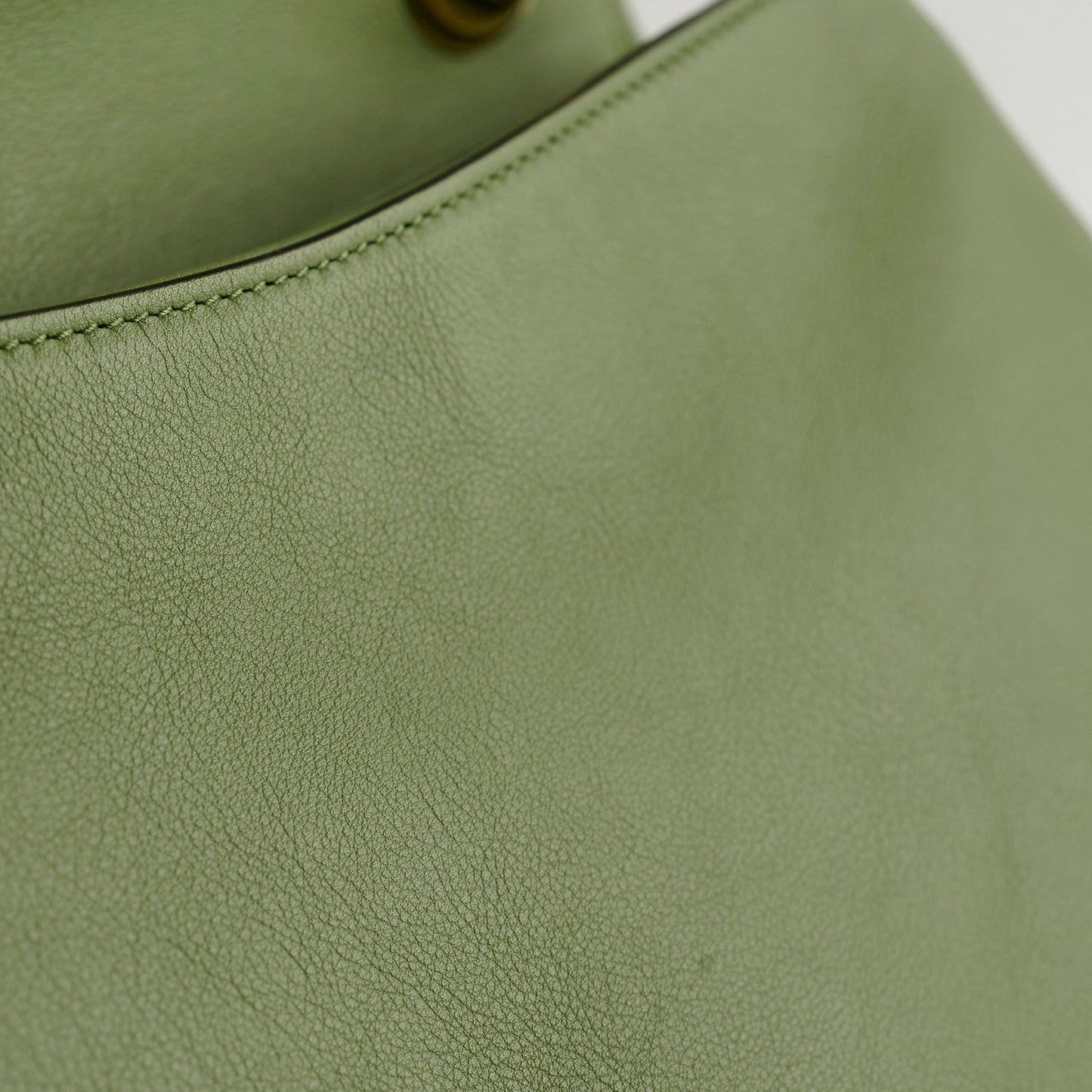 Gucci Blondie Medium Top Handle Shoulder Bag Green