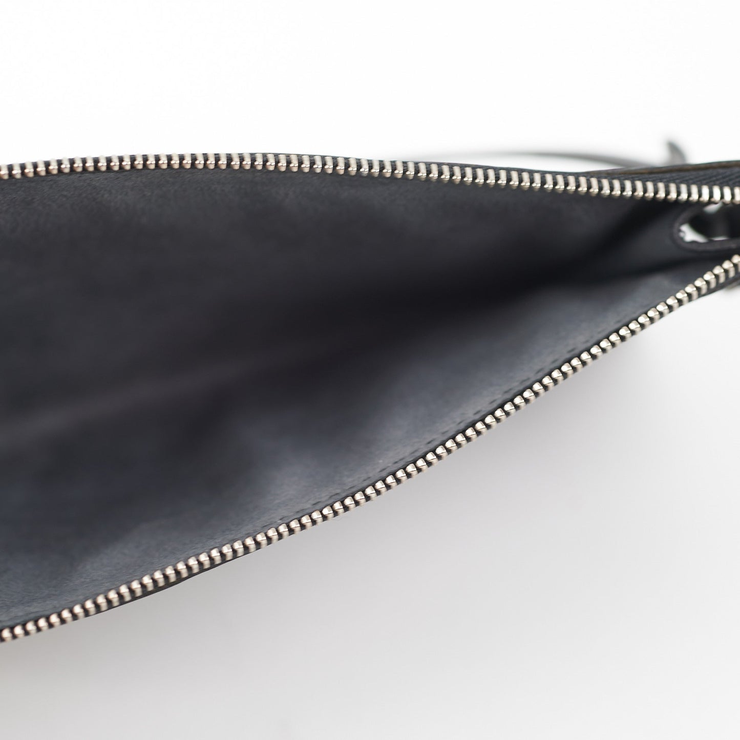 ITEM 24 - Louis Vuitton Epi Pochette Black