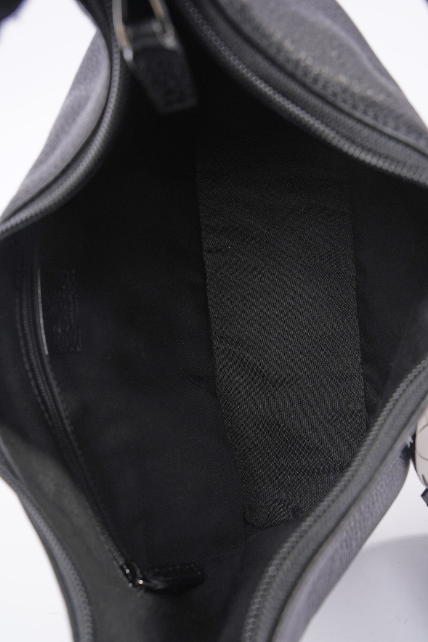 Gucci Hobo Black Grained Leather