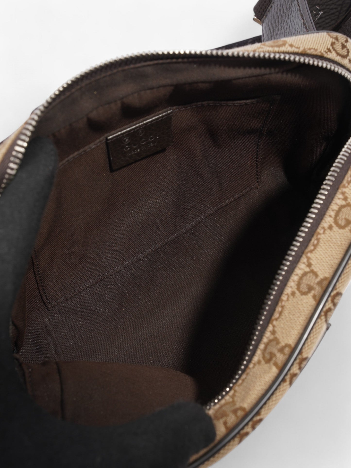 Gucci GG Waist Bag GG Supreme / Brown Canvas