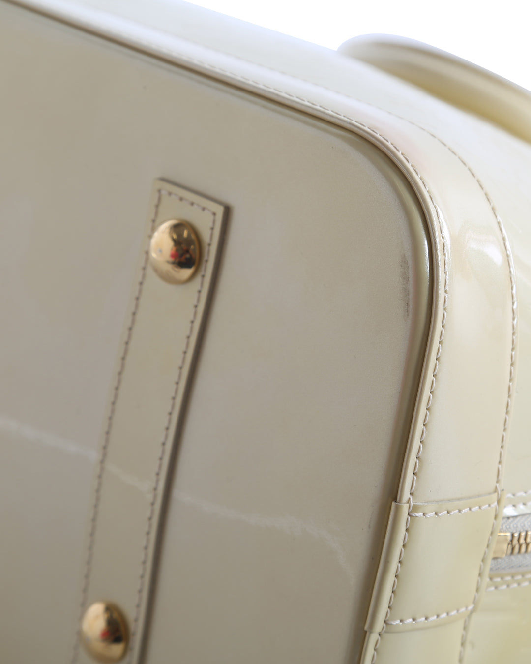 LOUIS VUITTON Cream Monogram Vernis Alma GM Bag