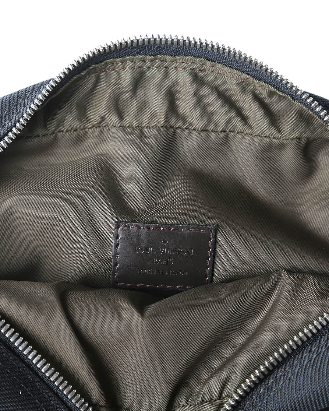 LOUIS VUITTON Black Damier Geant Canvas Citadin Messenger Bag
