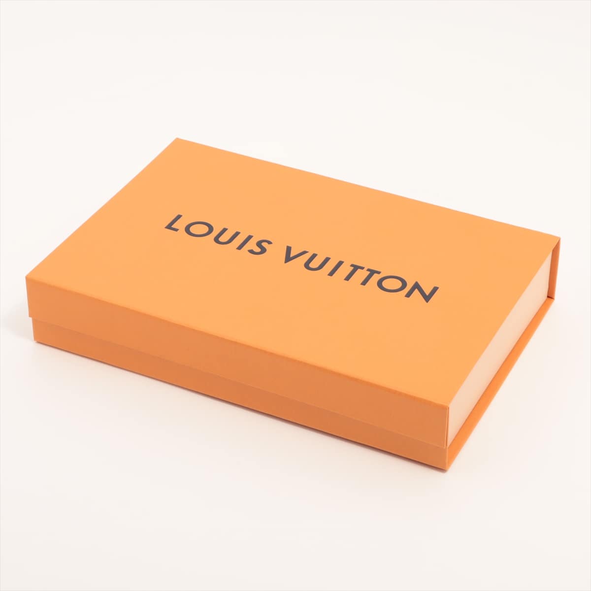 ITEM 16 - Louis Vuitton Reykjavik Cashmere Scarf Beige