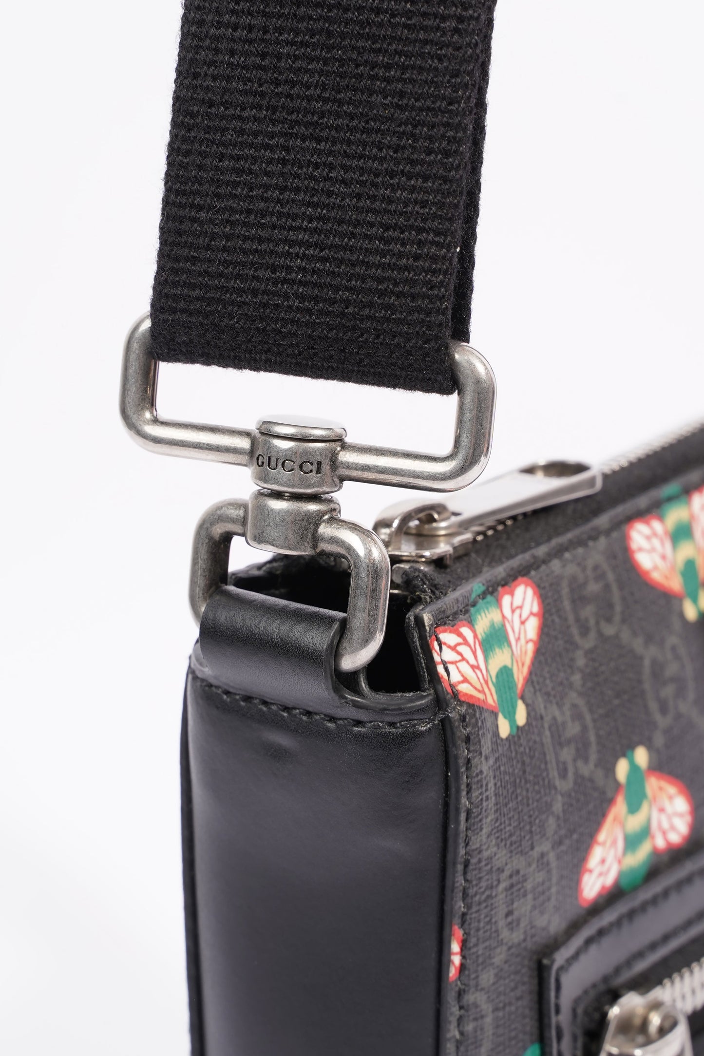 Gucci Bestiary Messenger Bag Black / Red / Blue Canvas OS