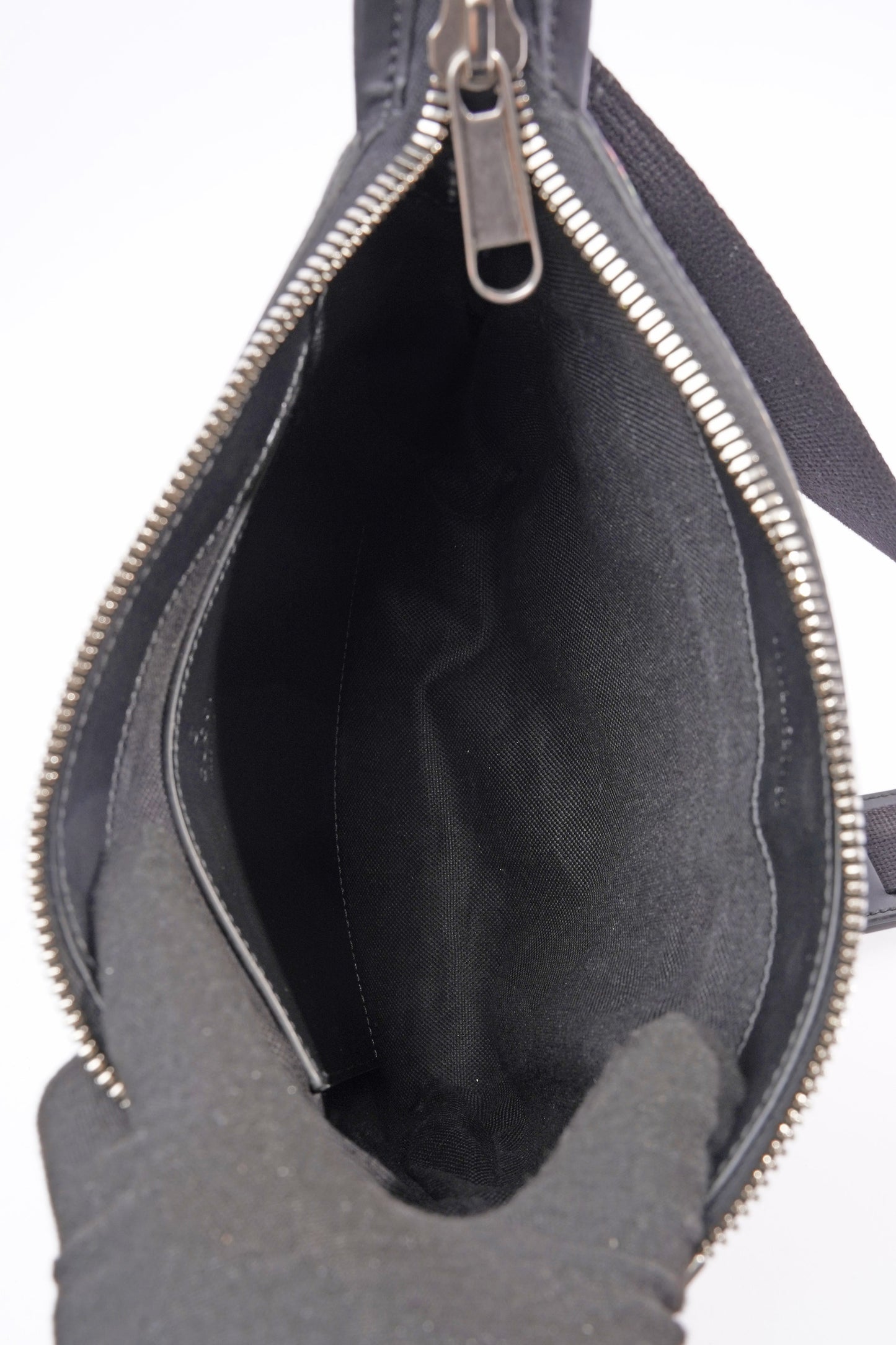 Gucci Bestiary Messenger Bag Black / Red / Blue Canvas OS