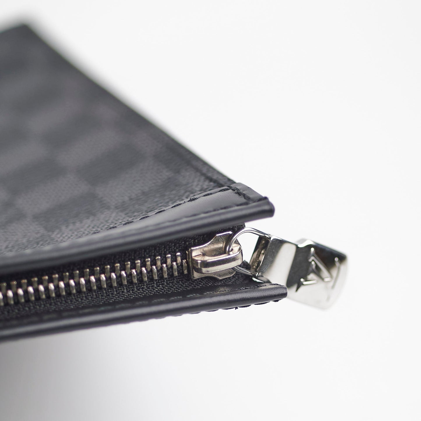 Louis Vuitton Damier Eclipse Pouch