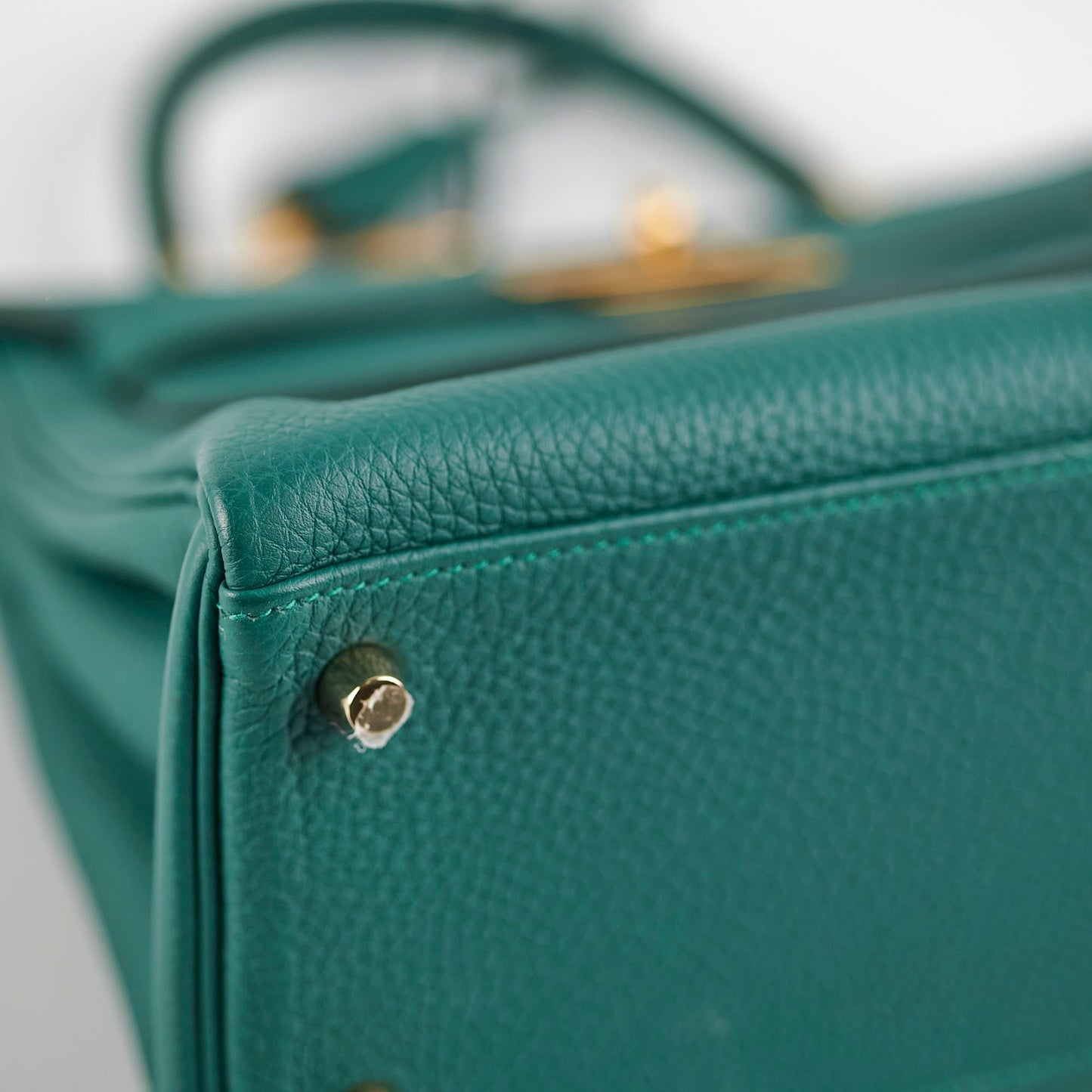 Hermes Kelly 28 Malachite Togo C Stamp