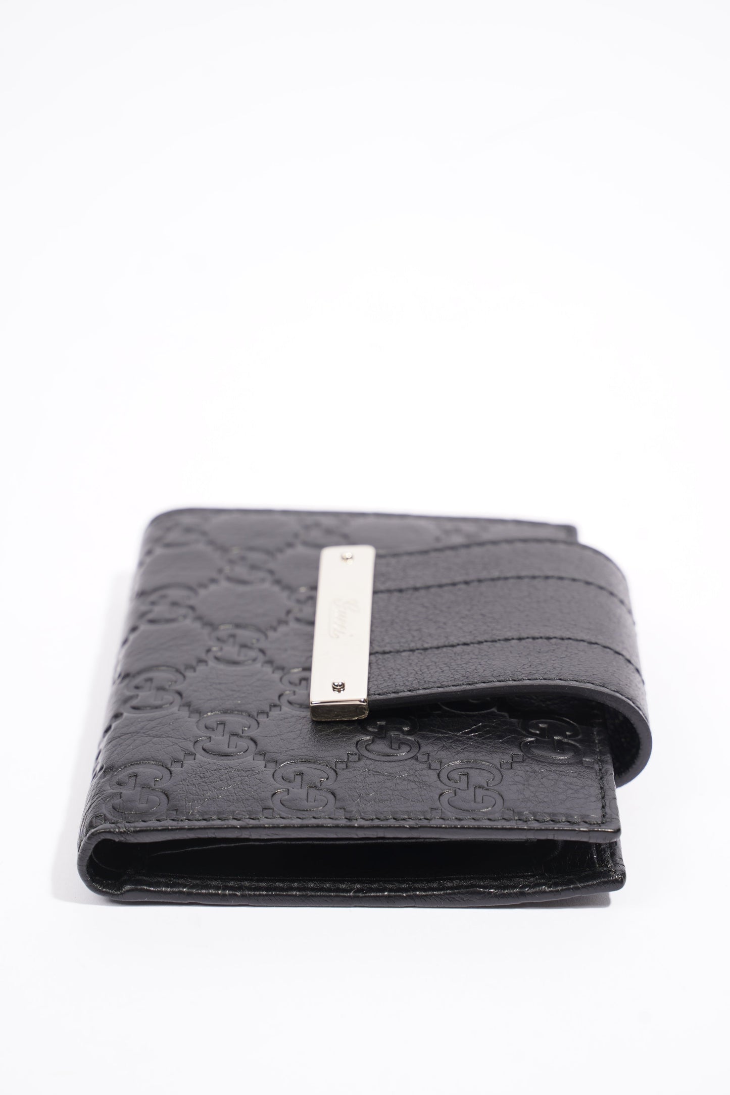 Gucci Bifold Wallet Black GG Supreme Leather