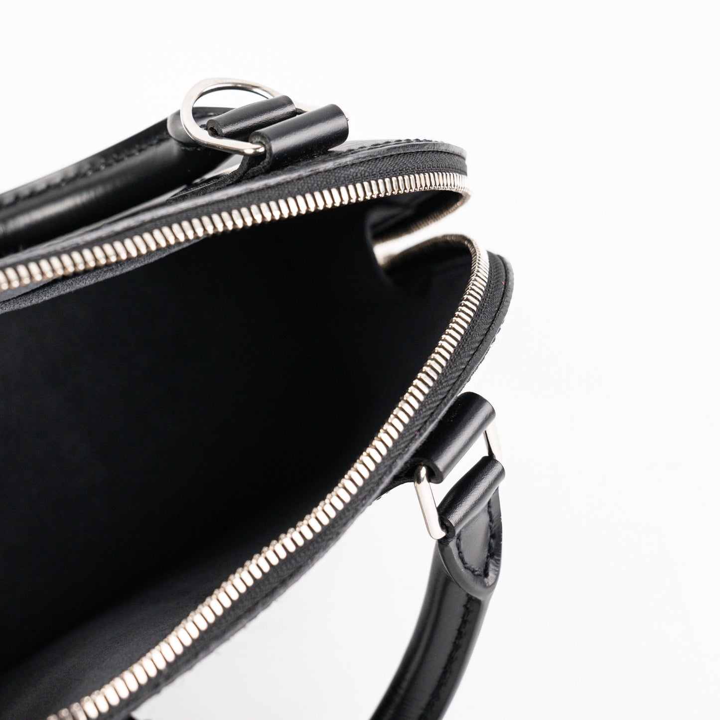 Louis Vuitton Alma BB Epi Black