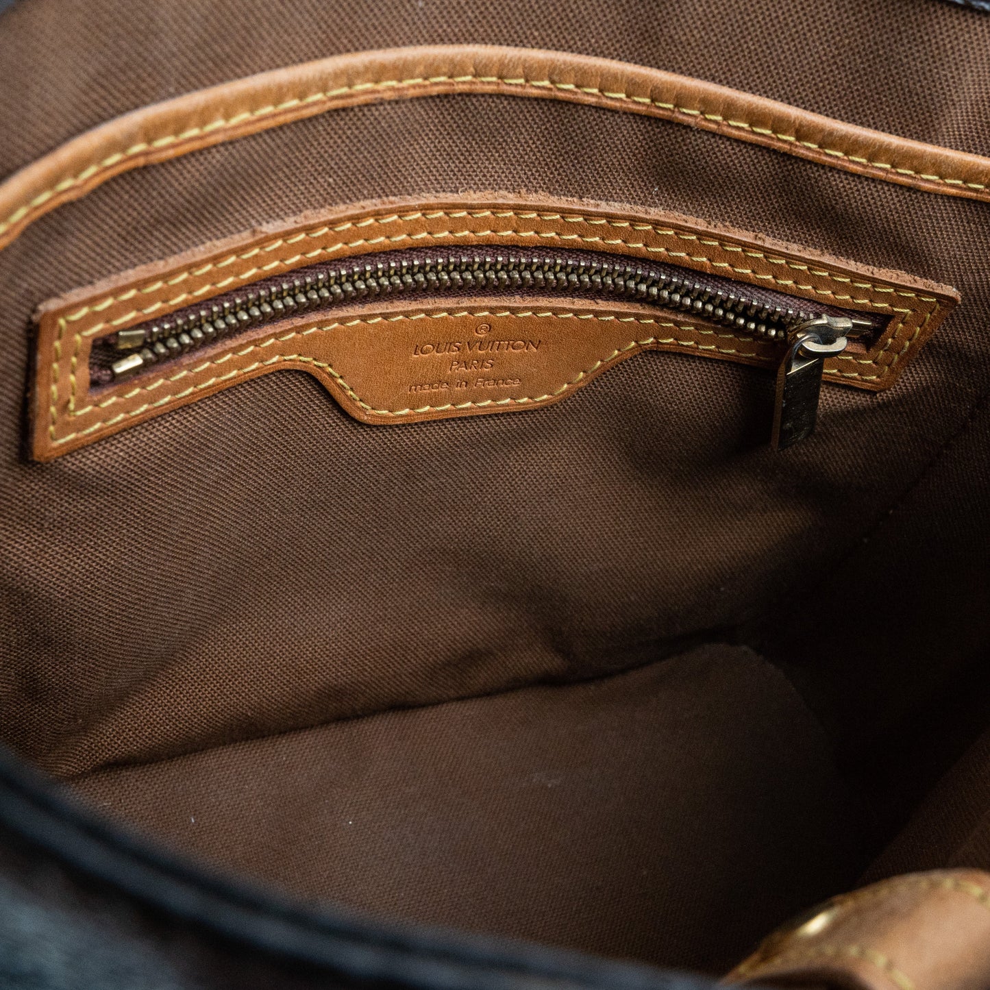 ITEM 19 - Louis Vuitton Vavin Monogram