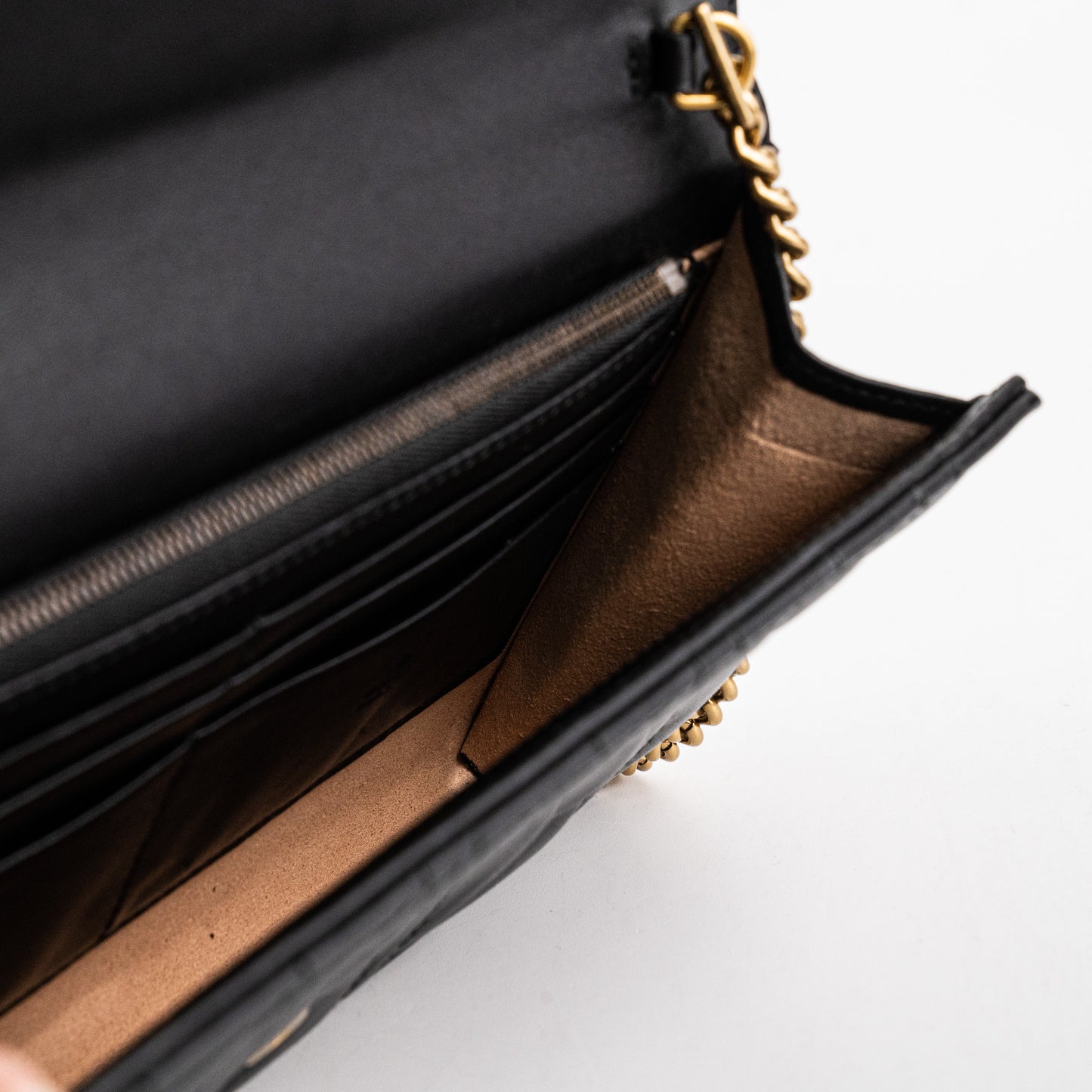 Gucci Pearl GG Black Wallet On Chain WOC